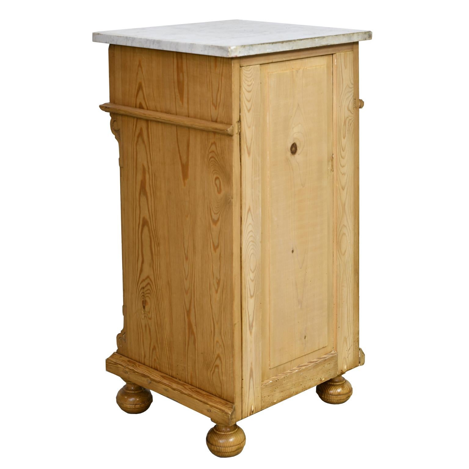 pine pot cupboard