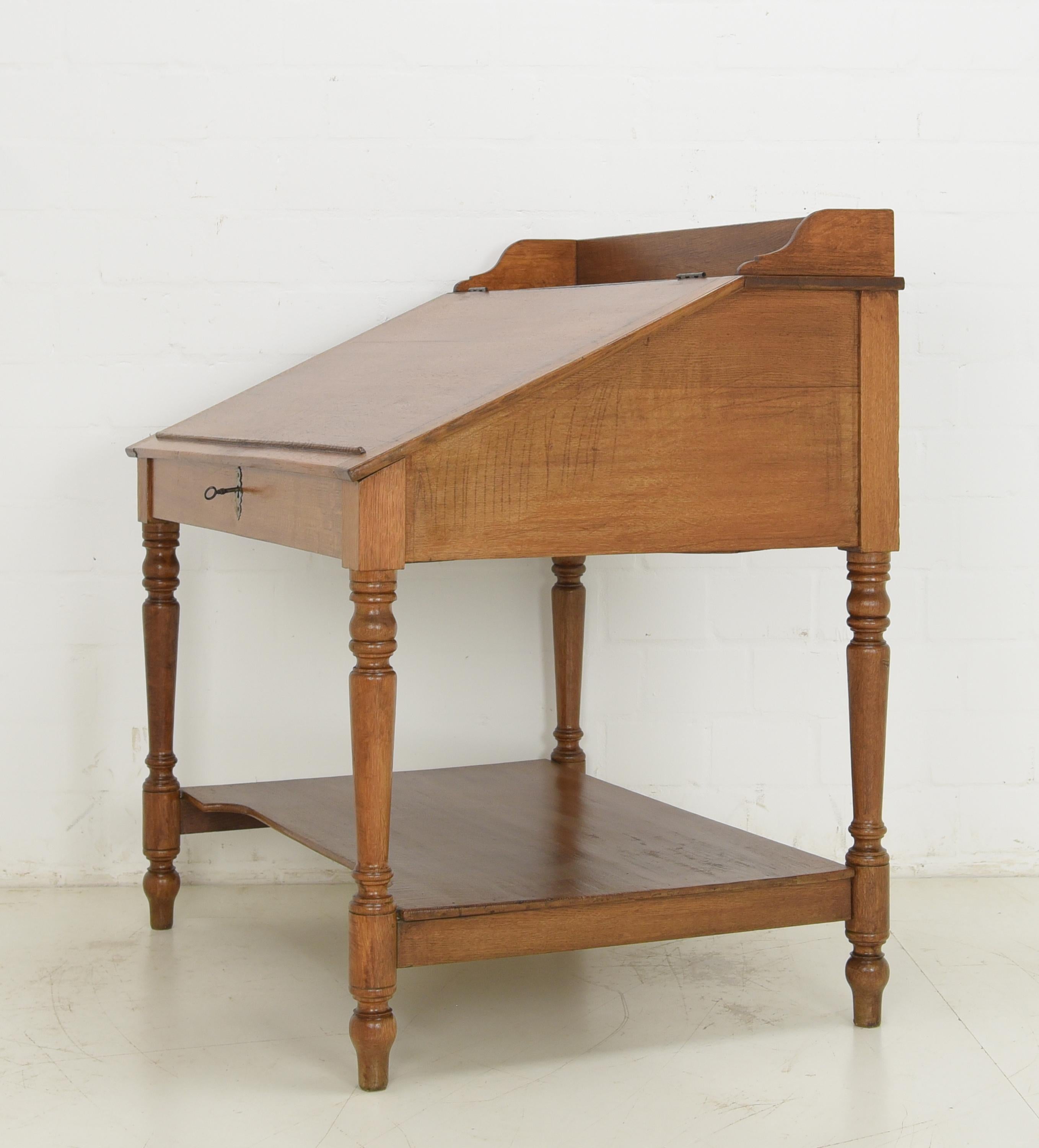 Gründerzeit Writing Desk / Seat Desk in Solid Oak, 1880 For Sale 8