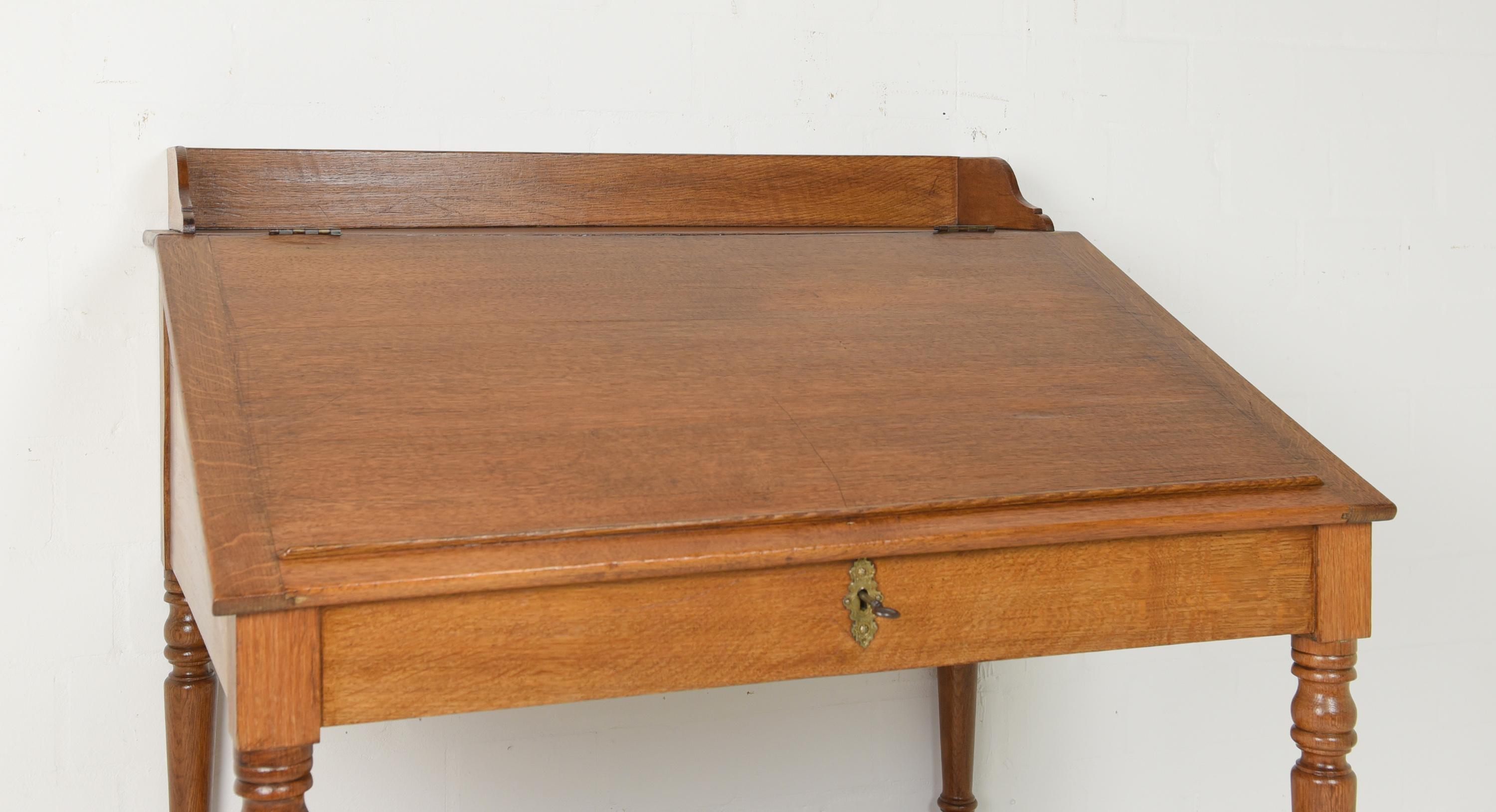 Gründerzeit Writing Desk / Seat Desk in Solid Oak, 1880 For Sale 4