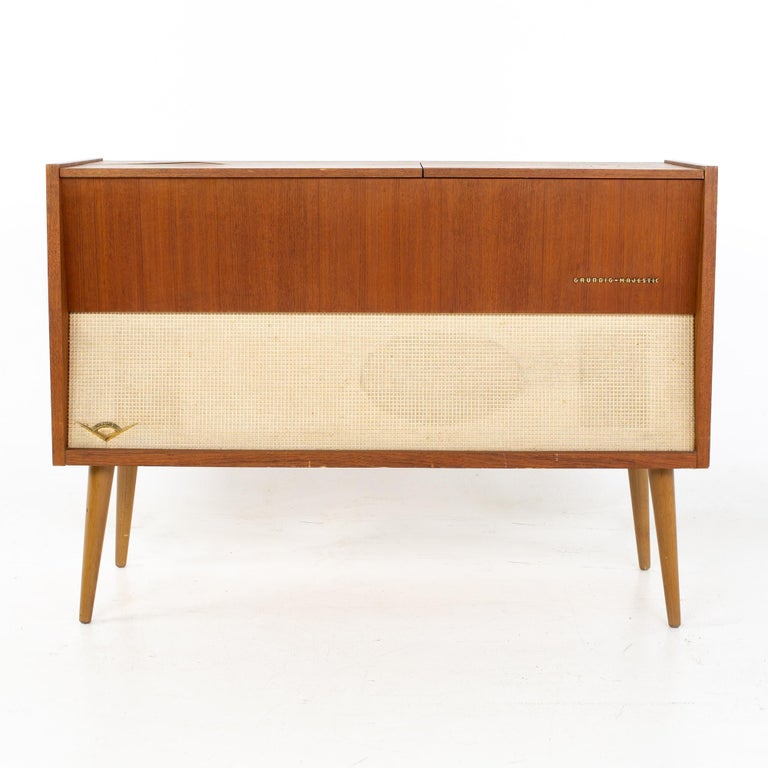 Grundig Majestic Mid Century Stereo Record Console at 1stDibs