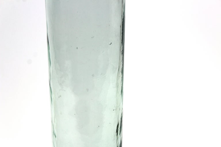 Vase en verre espagnol Grupexma de style misiècle moderne En vente sur