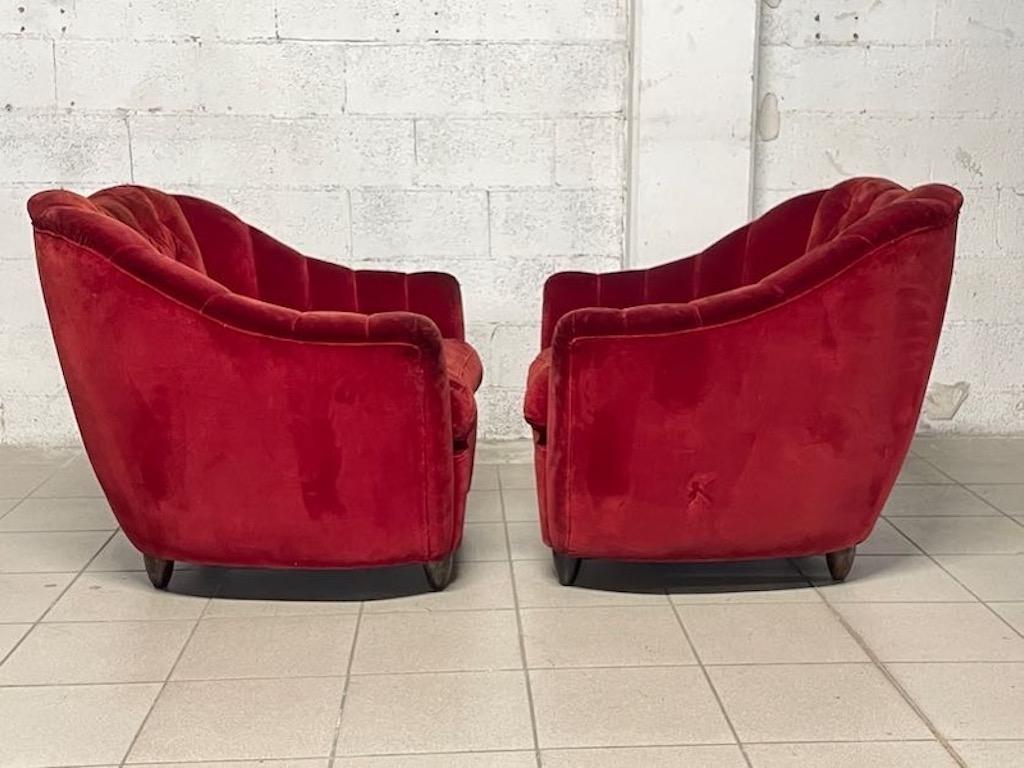 Group of red velvet armchairs from the 1950s For Sale 11