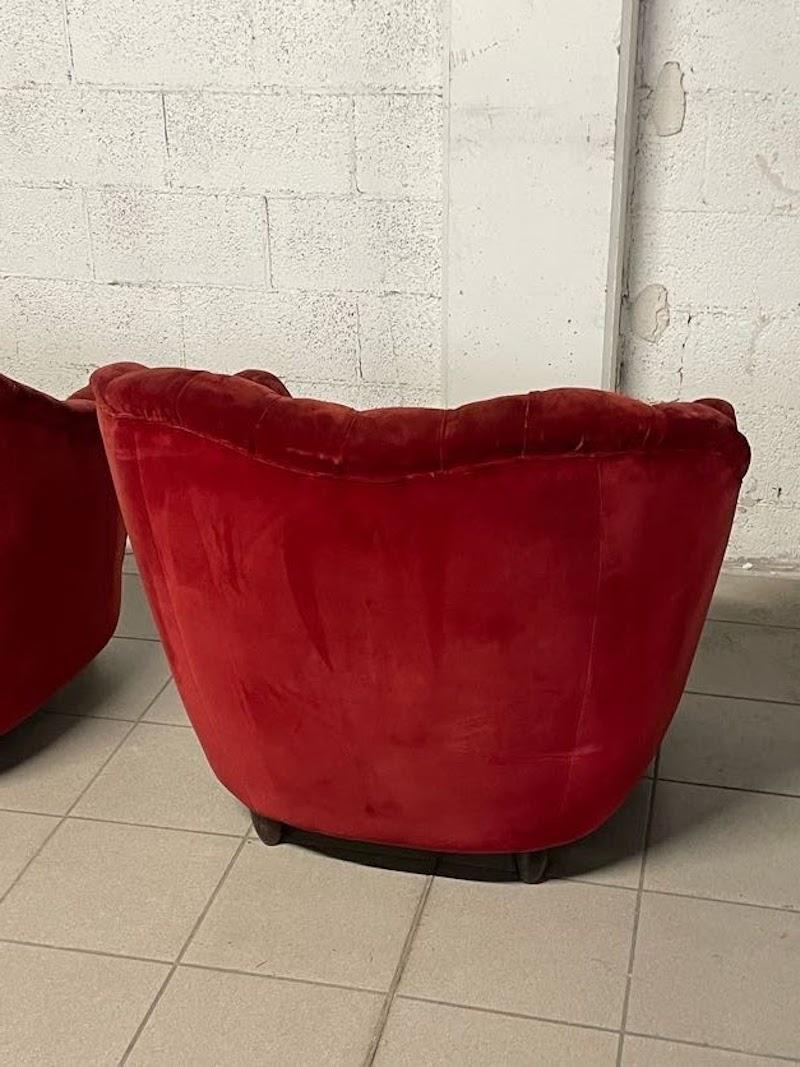 Italian Group of red velvet armchairs from the 1950s For Sale