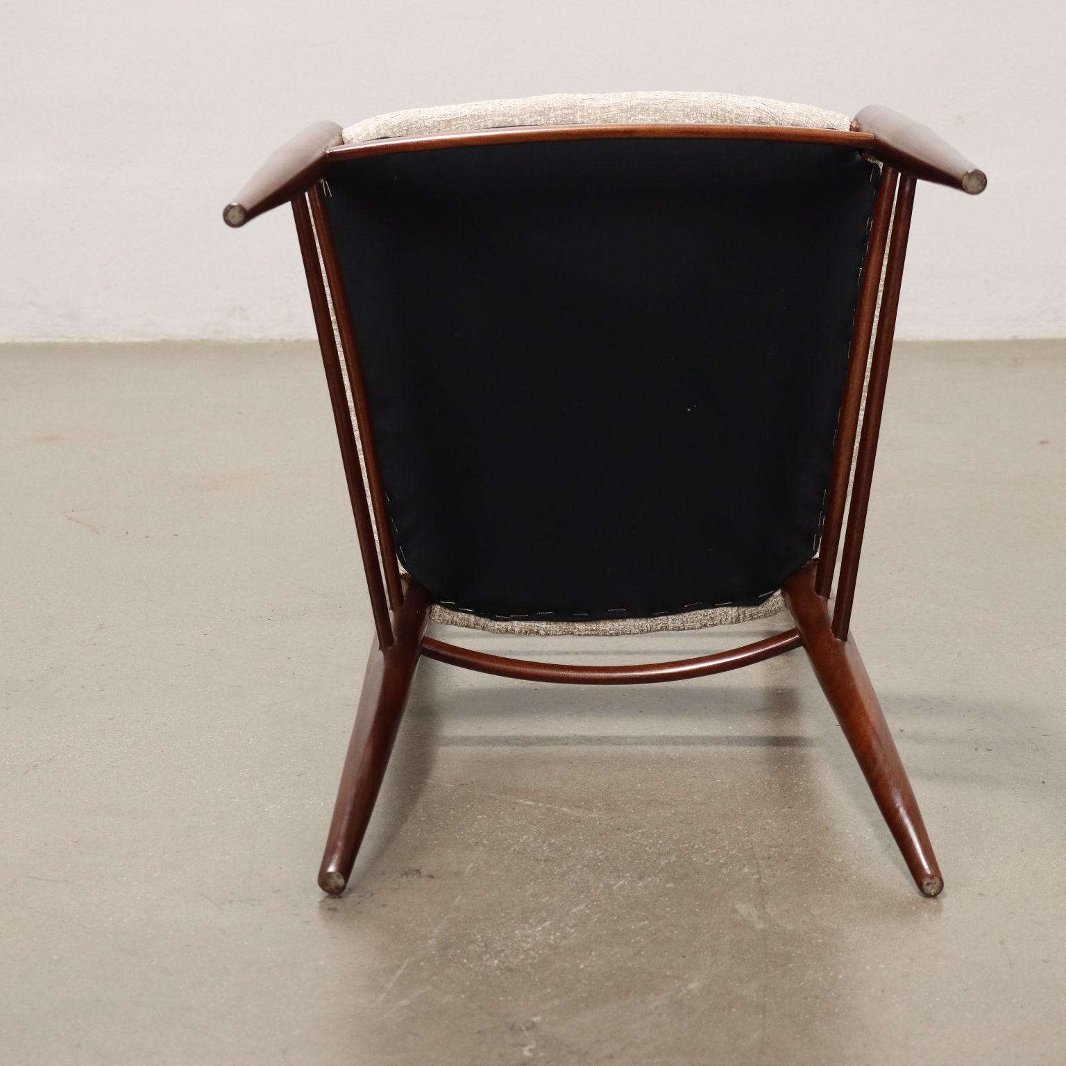 Group of six restored 1950s Chairs In Excellent Condition For Sale In Milano, IT