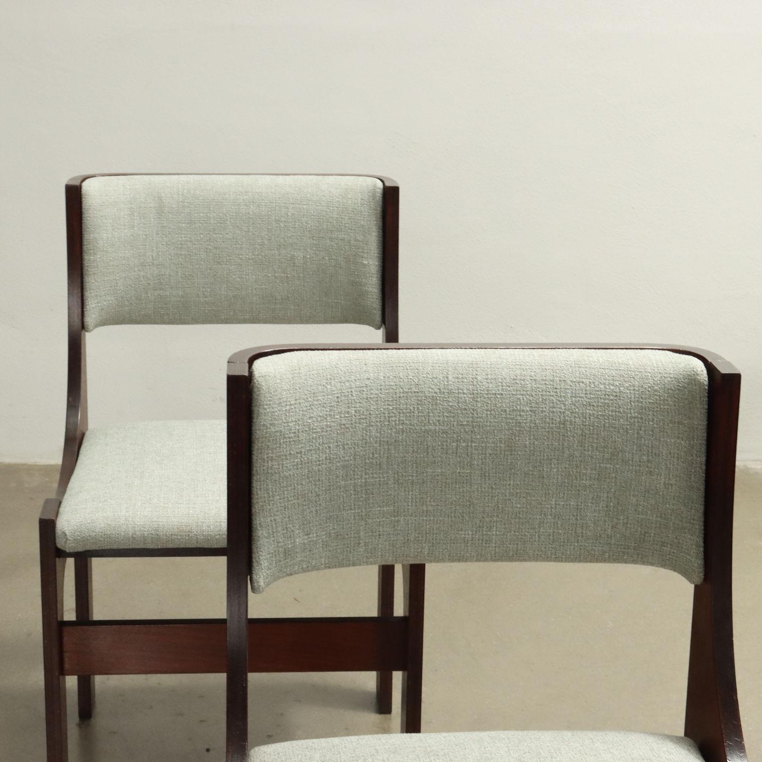 Groupe de six chaises des années 1960 Excellent état - En vente à Milano, IT