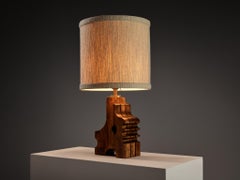 Gruppo NP2 – Skulpturale Tischlampe aus Holz mit Stoffschirm