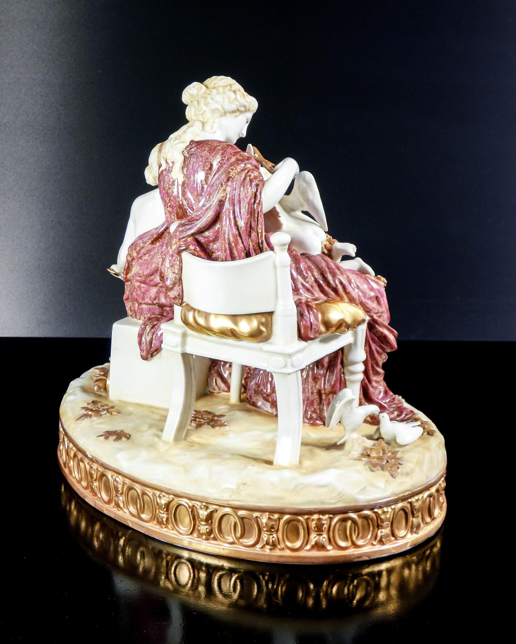 Grupo escultórico de porcelana 
