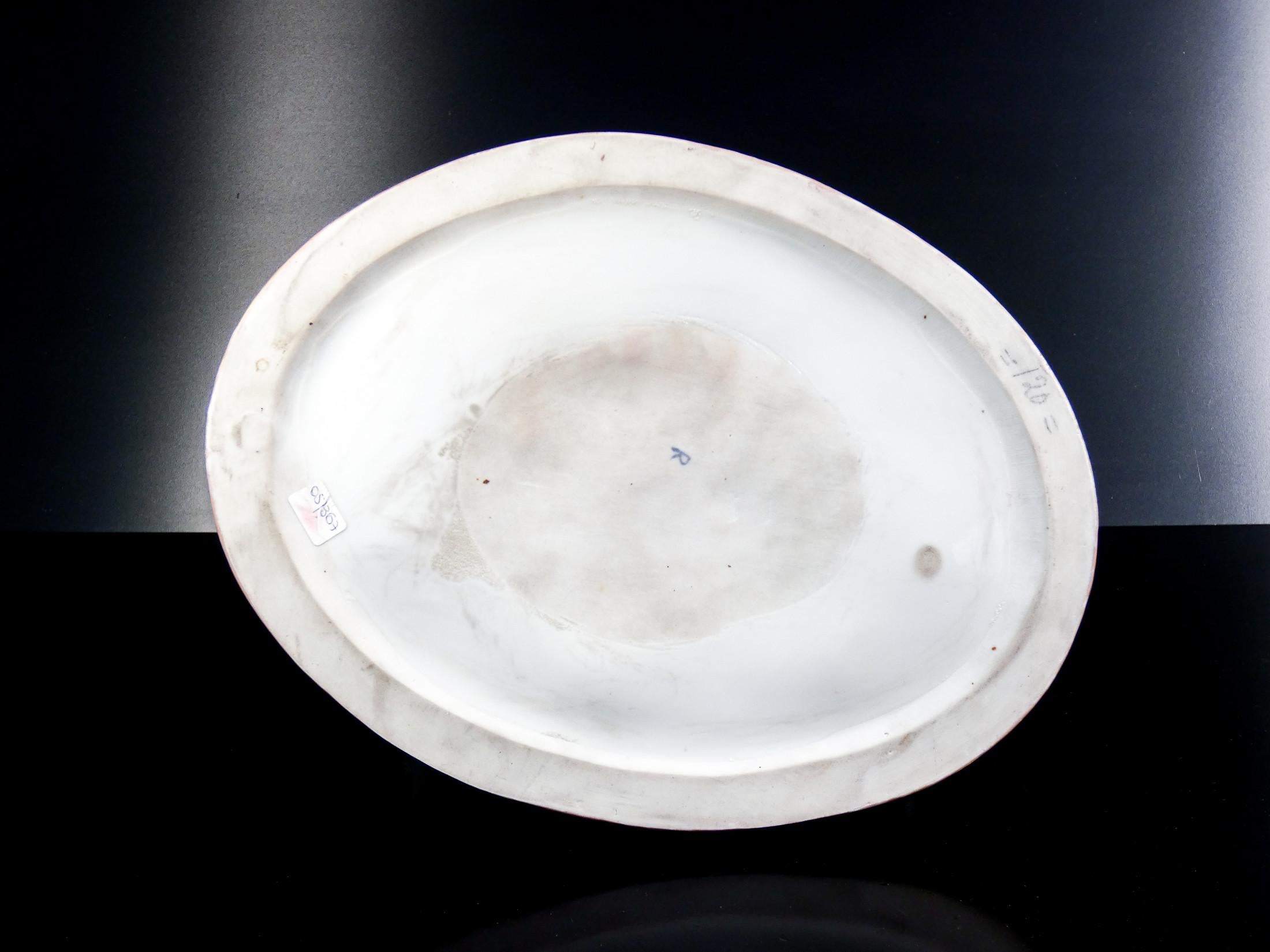 Grupo escultórico de porcelana 
