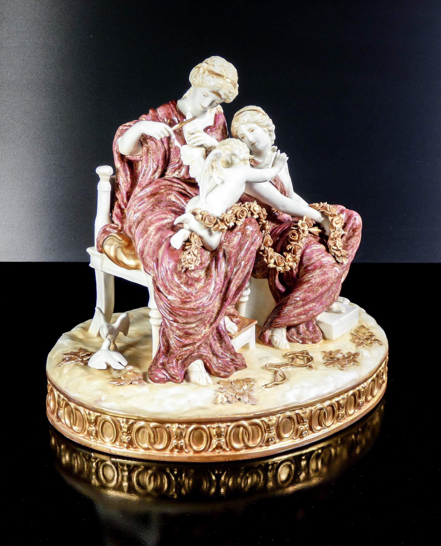 Grupo escultórico de porcelana 
