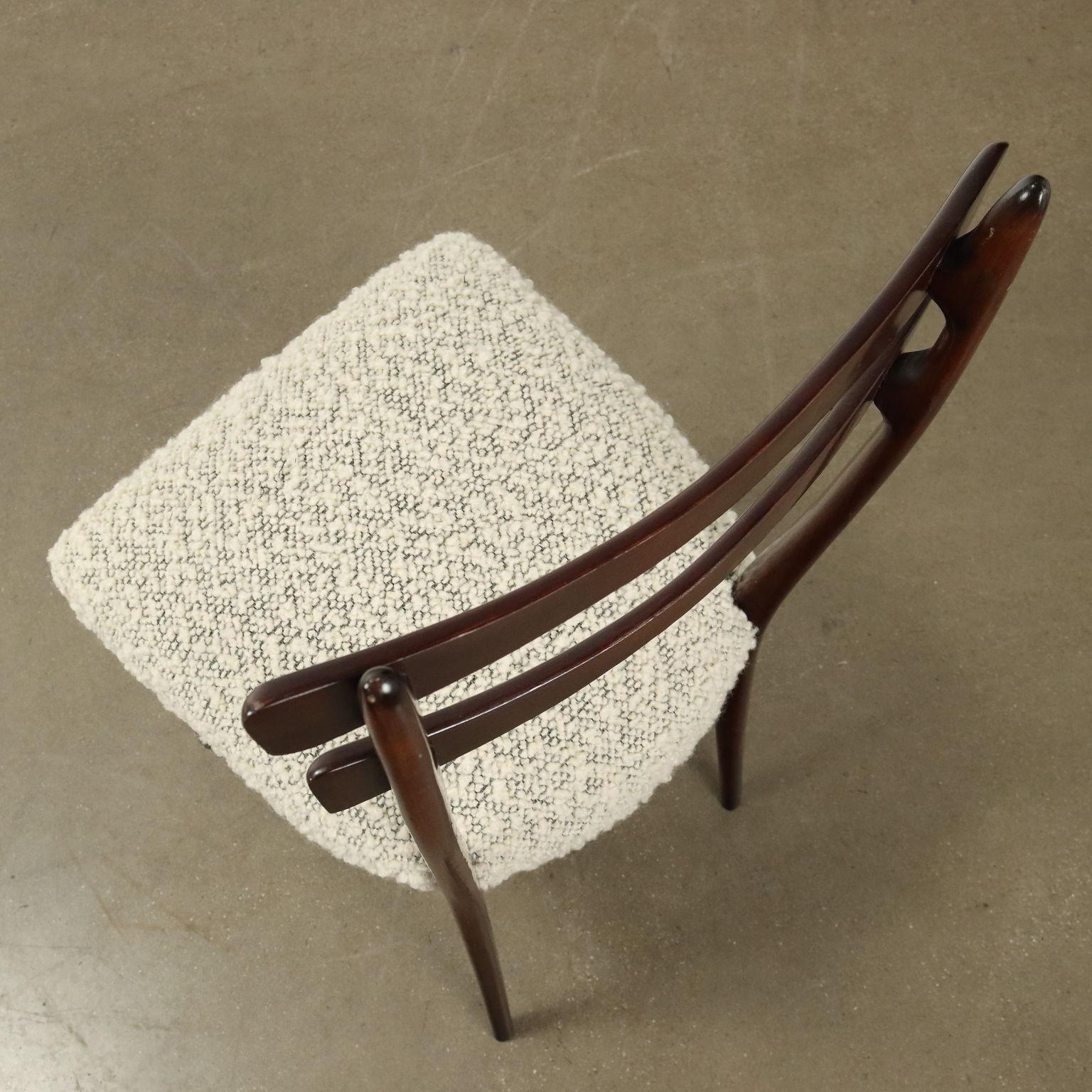Gruppo sei Sedie Anni 50-60 restaurate, con seduta bianca In Excellent Condition For Sale In Milano, IT