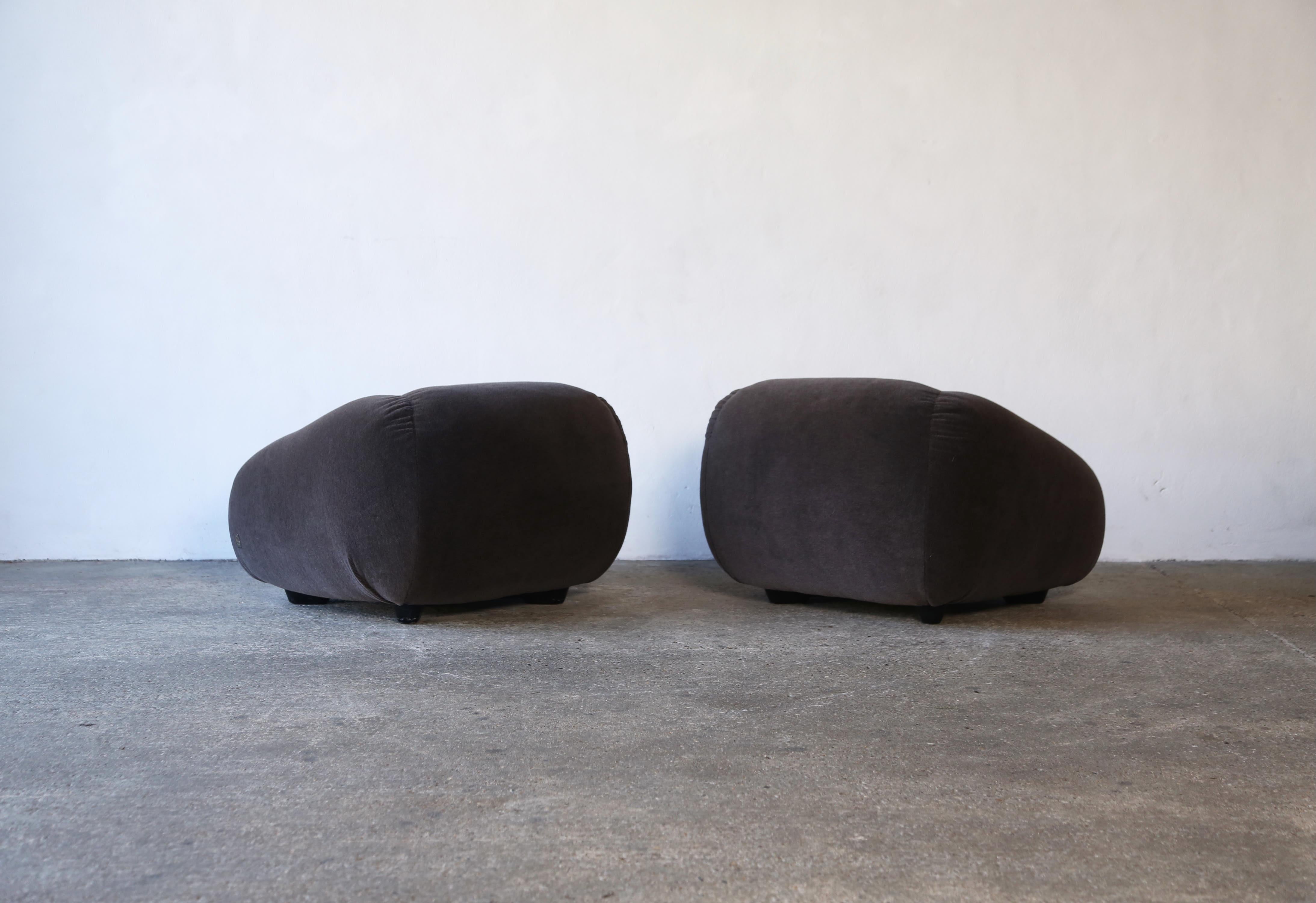 italien Chaises et ottomans AT&T, Italie, années 1970, Studio G14 en vente