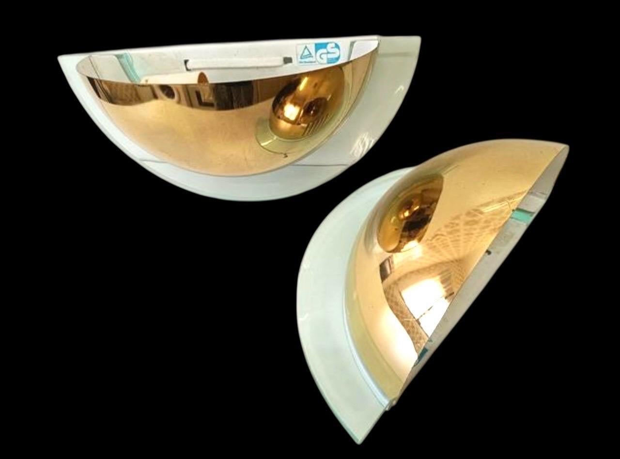 Allemand Luminaire mural GS Verre et laiton Memphis Design, années 1980 en vente
