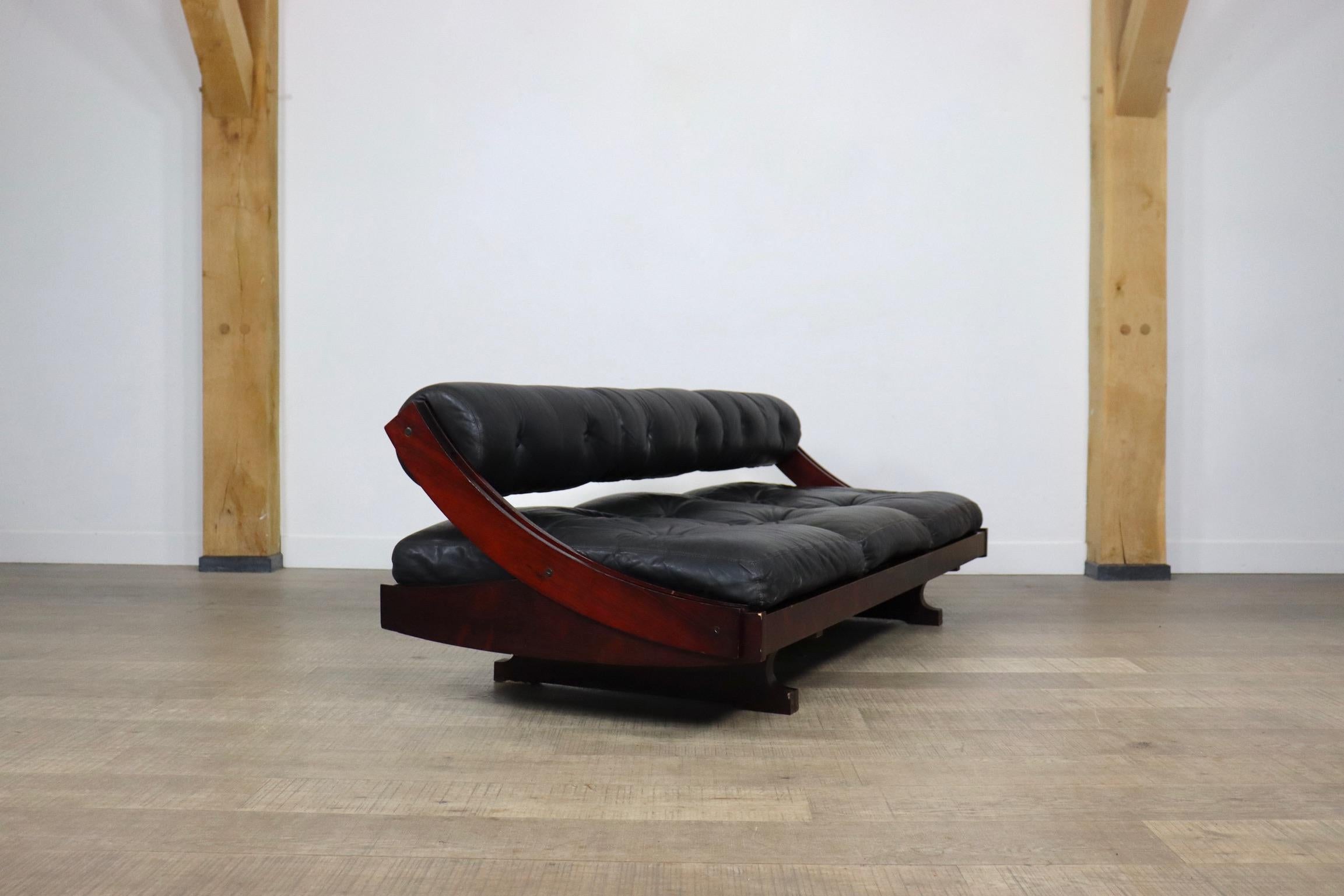 Leather GS195 daybed by Gianni Songia for Sormani, 1963