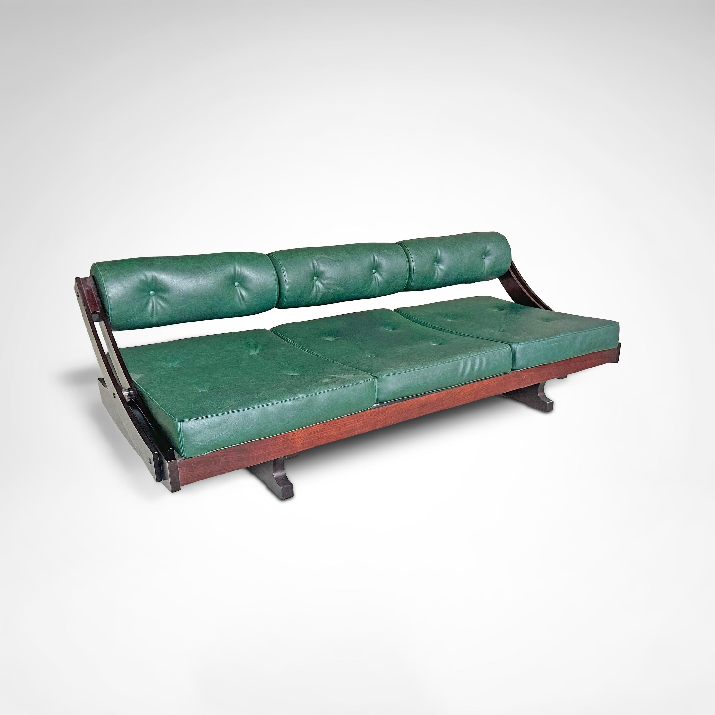 GS195 rosewood daybed Gianni Songia for Sormani 1960s en Bueno estado para la venta en Sas van Gent, NL