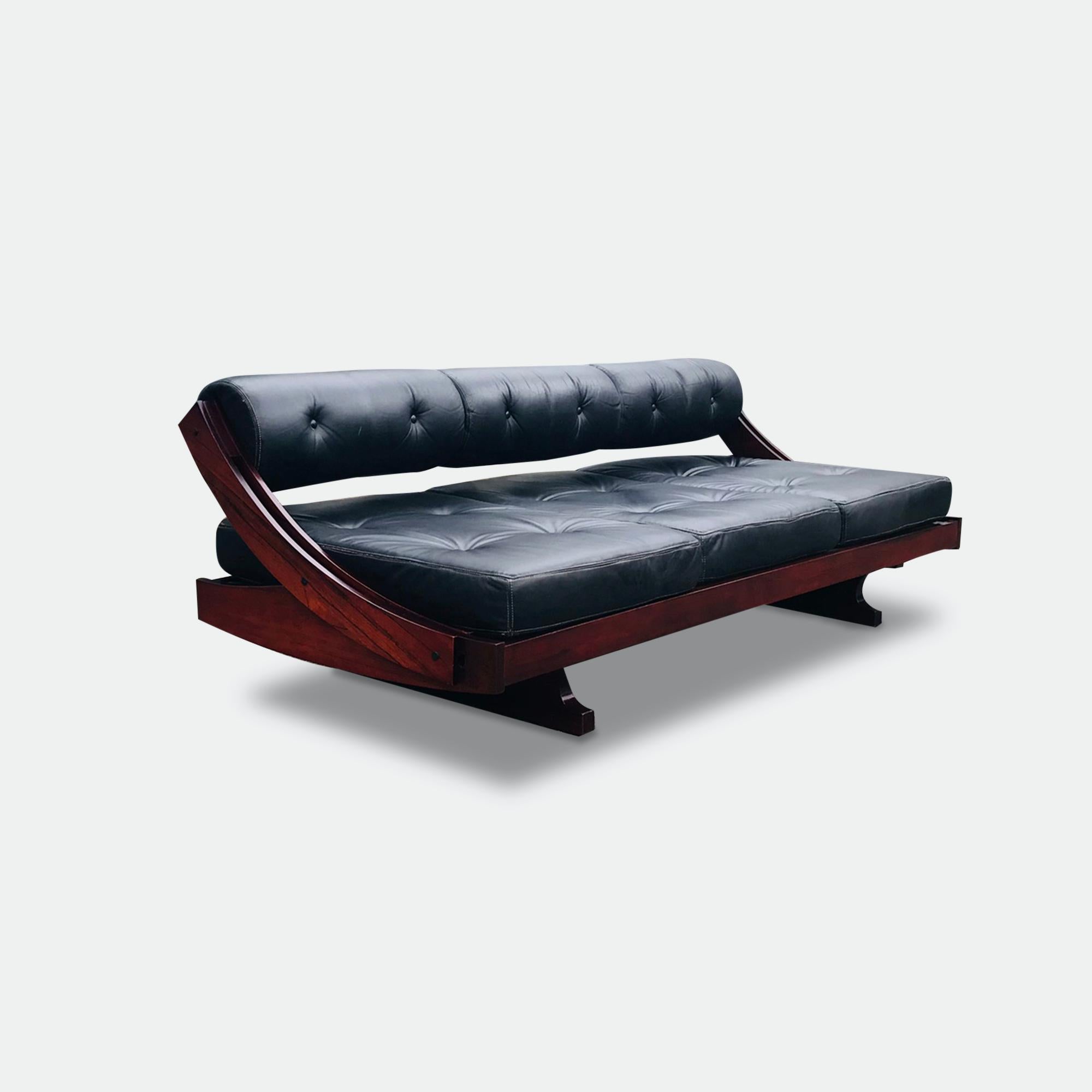 GS195 Letto da giorno in legno di palissandro Gianni Songia per Sormani anni '60 In condizioni buone a Sas van Gent, NL