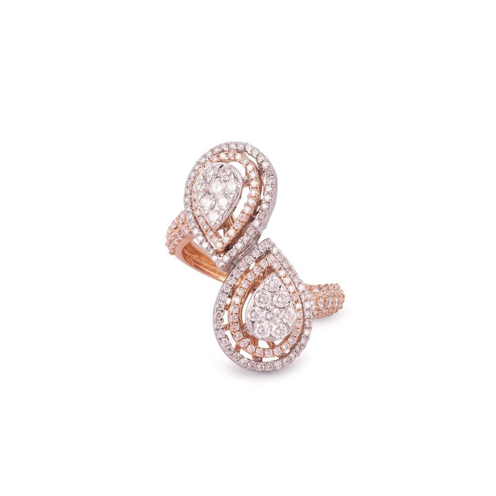 Crafted in 8.21 grams of 18-karat Rose Gold, The Paloosa Statement Ring contains 184 Stones of Round Diamonds with a total of 1.33-Carats in E-F Color and VVS-VS Clarity.

CONTEMPORARY AND TIMELESS ESSENCE: Crafted in 14-karat/18-karat with 100%