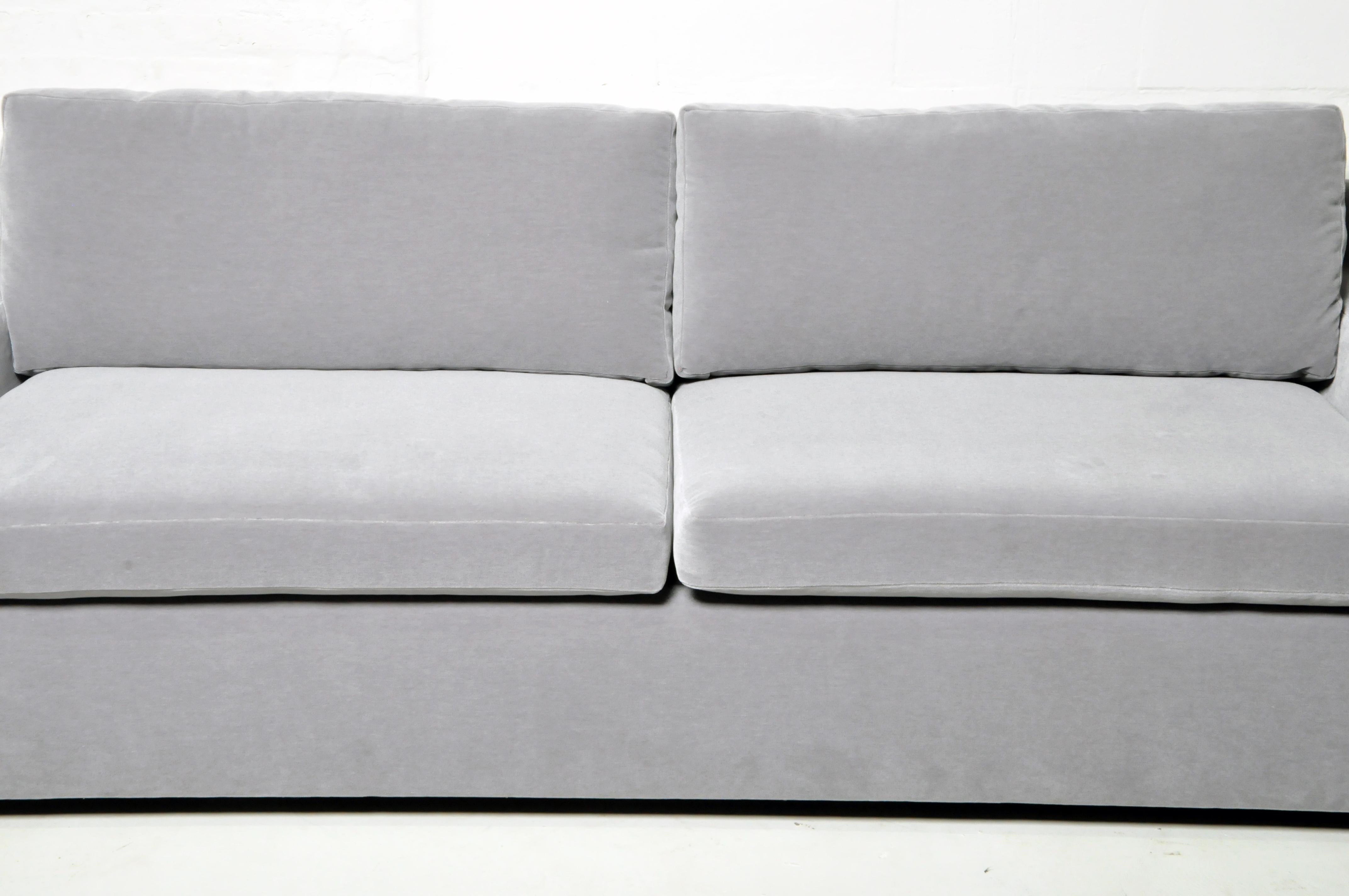 GT Atelier Budapest Sofa In Good Condition For Sale In Chicago, IL
