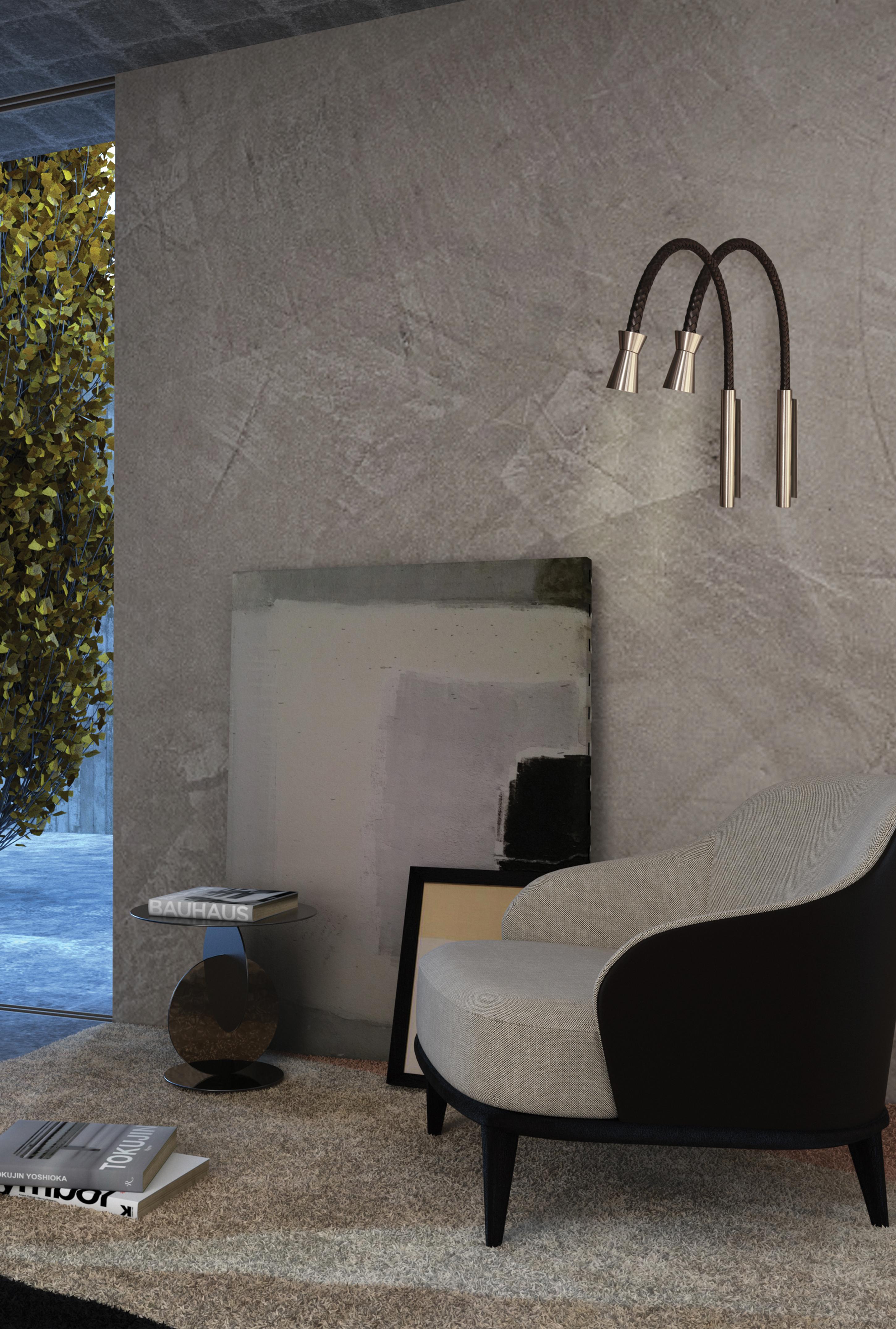 Innovative reading lamp, born from the idea of a portable luxury product to meet specific space and installation needs, making it suitable for environments with particular characteristics, such as yachts and superyachts, historic buildings, luxury