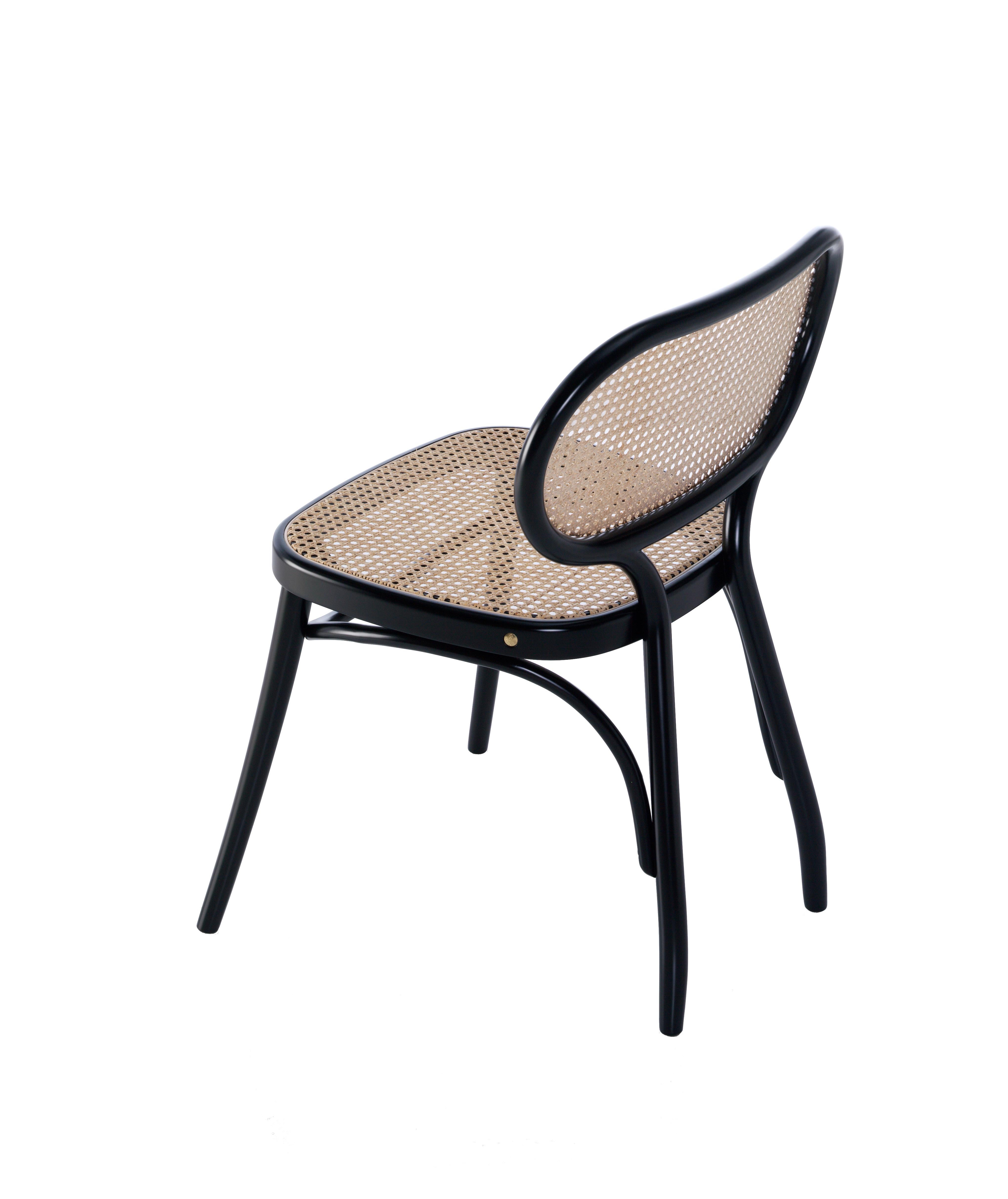 Gebrüder Thonet Vienna GmbH Bodystuhl Suhl in Schwarz mit Sitz aus Schilfrohrgeflecht (Moderne) im Angebot