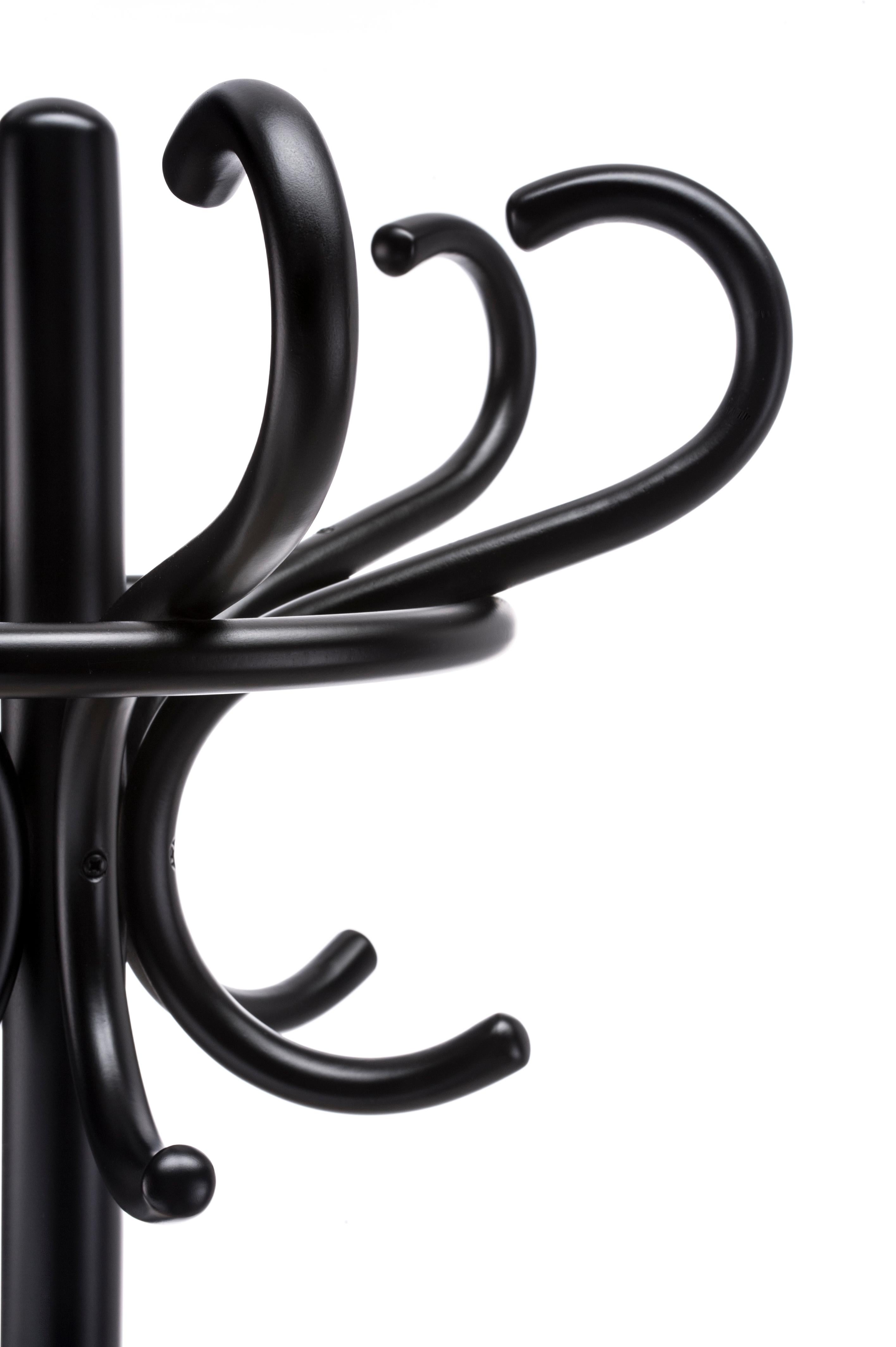 Gebrüder Thonet Vienna GmbH Banco perchero negro con asiento de caña Austríaco en venta