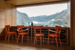 Gebrüder Thonet Vienna GmbH Tschechischer Stuhl in weißem Sperrholz mit Sitz und Buchenfüßen