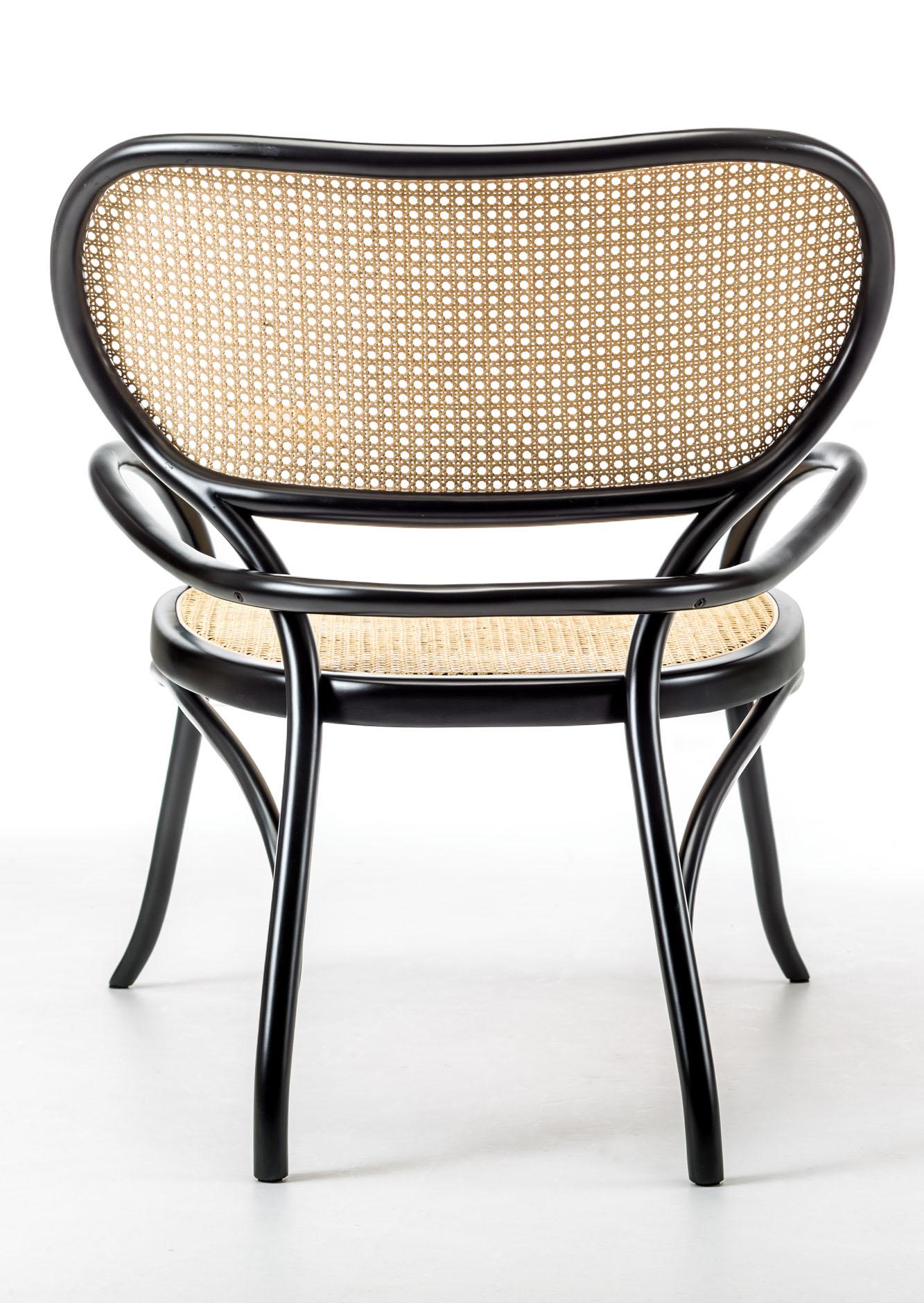 Modern Gebrüder Thonet Vienna GmbH Lehnstuhl Lounge Chair in Black with Woven Cane Seat For Sale