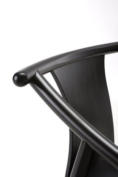 Gebrüder Thonet Vienna GmbH Magistretti 03 01 Poltrona in faggio laccato