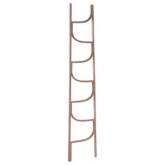 Gebrüder Thonet Vienna GmbH Medium Ladder Clothes Valet in legno di frassino