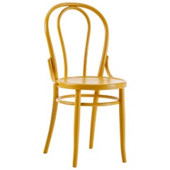 Gebrüder Thonet Vienna GmbH - Chaise N.18 en ocre jaune avec assise en contreplaqué