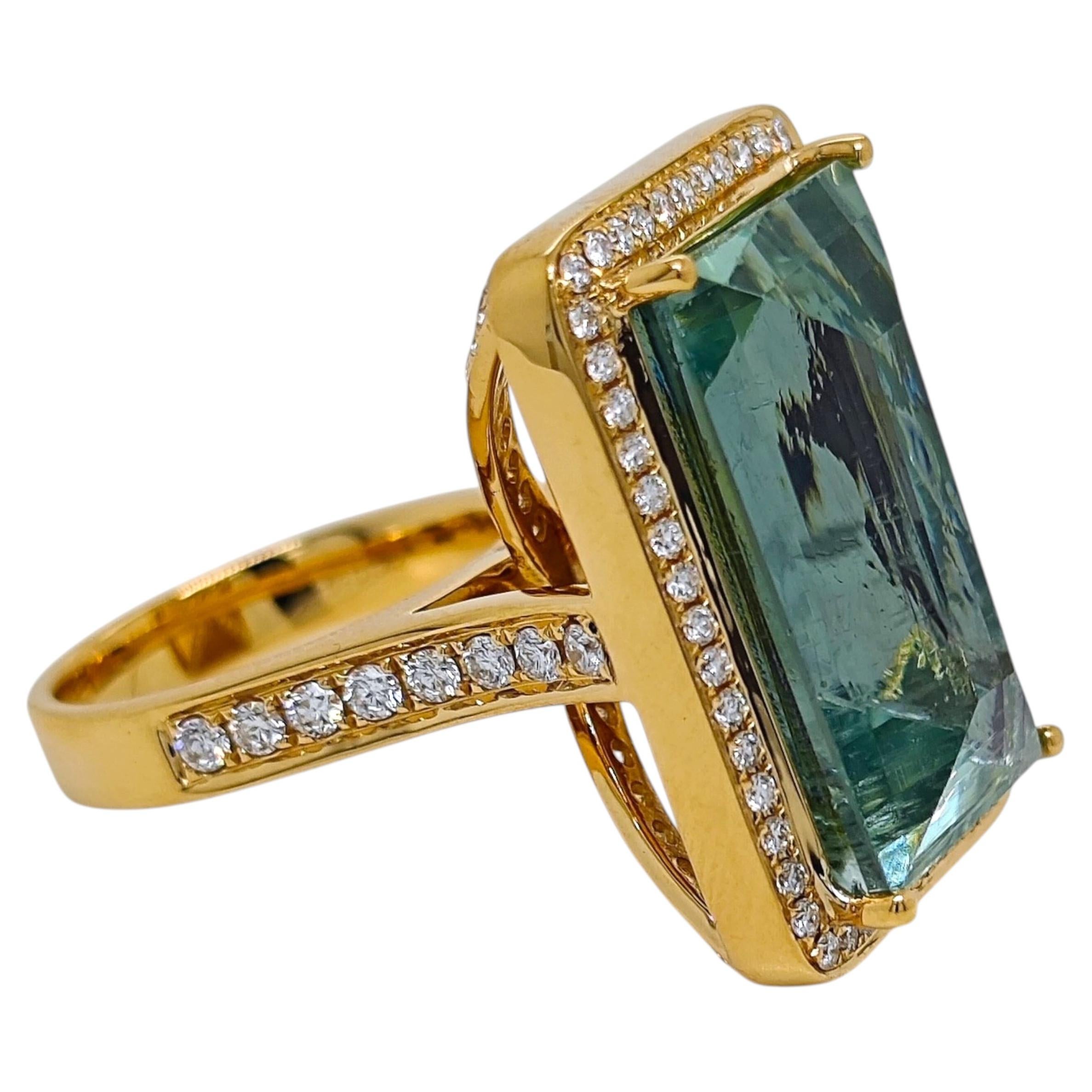 GU zertifiziert 27.11 Karat Aquamarin Runde Diamant Gelbgold Ring