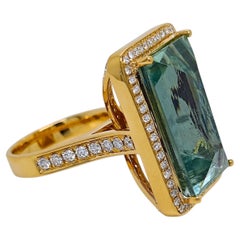 Bague en or jaune certifiée GU 27.11 carats aigue-marine diamant rond