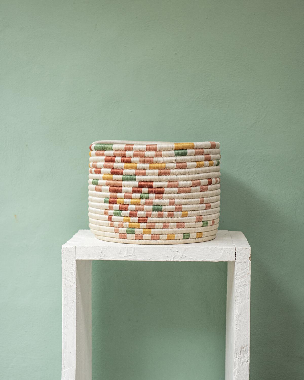 Hand-Woven Guacamaya Handwoven Storage Basket - Medium 10