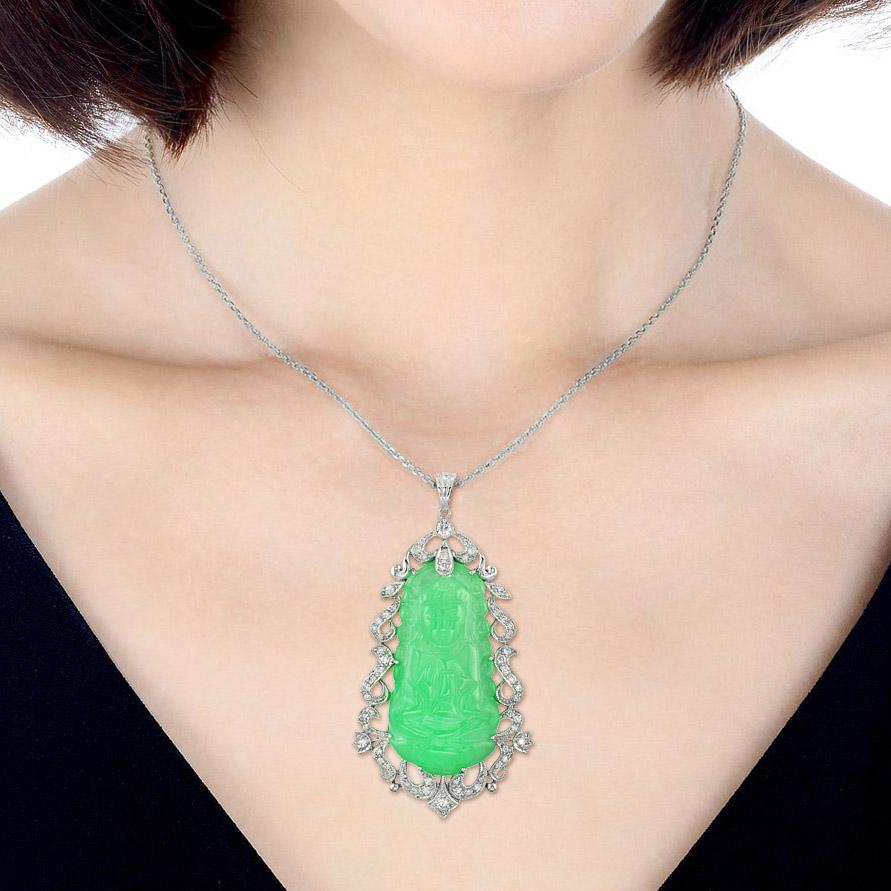 Guan Yin Jade Diamond Pendant In Excellent Condition In Bangkok, TH