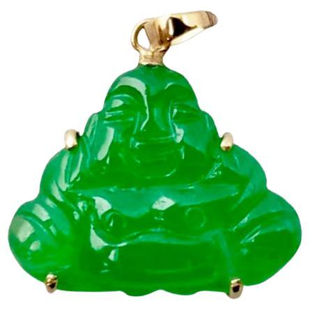 Masterfully created and carved in Hong Kong, our prized design subconsciously evokes joy while paying homage to Chinese Traditions. 

A symbol of peace, longevity and luck. 

Made out of Green Jadeite, with a solid 18K Yellow Gold accents, we