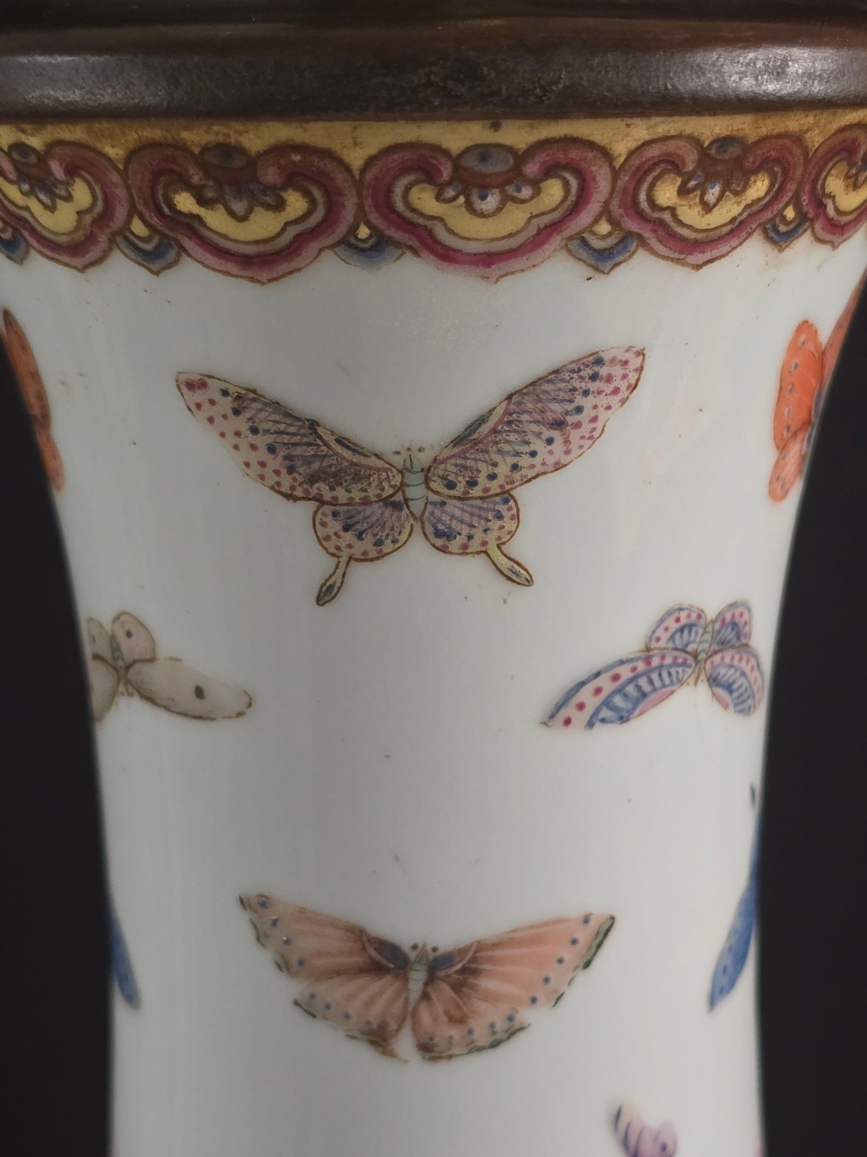 Guangxu Famille Rose Butterfly Vase with Turned Rosewood Base, Later Lamp For Sale 2