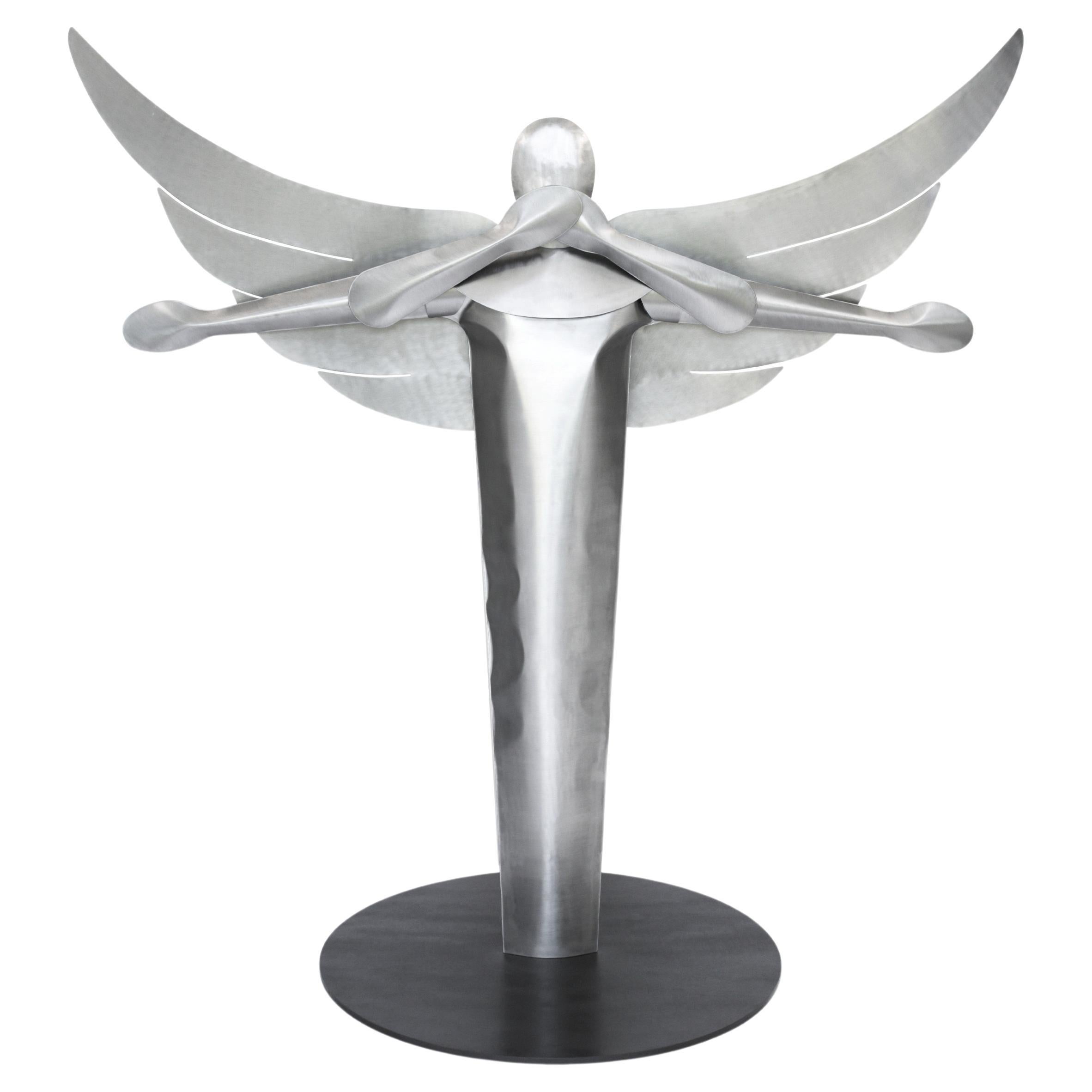 Guardian Angel-Skulptur aus aufgeblasenem Stahl von Connor Holland