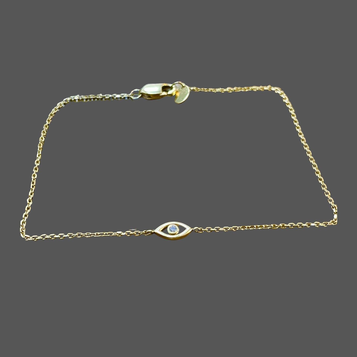 Round Cut Guardian Charm: 14K Yellow Gold Evil Eye Bracelet For Sale