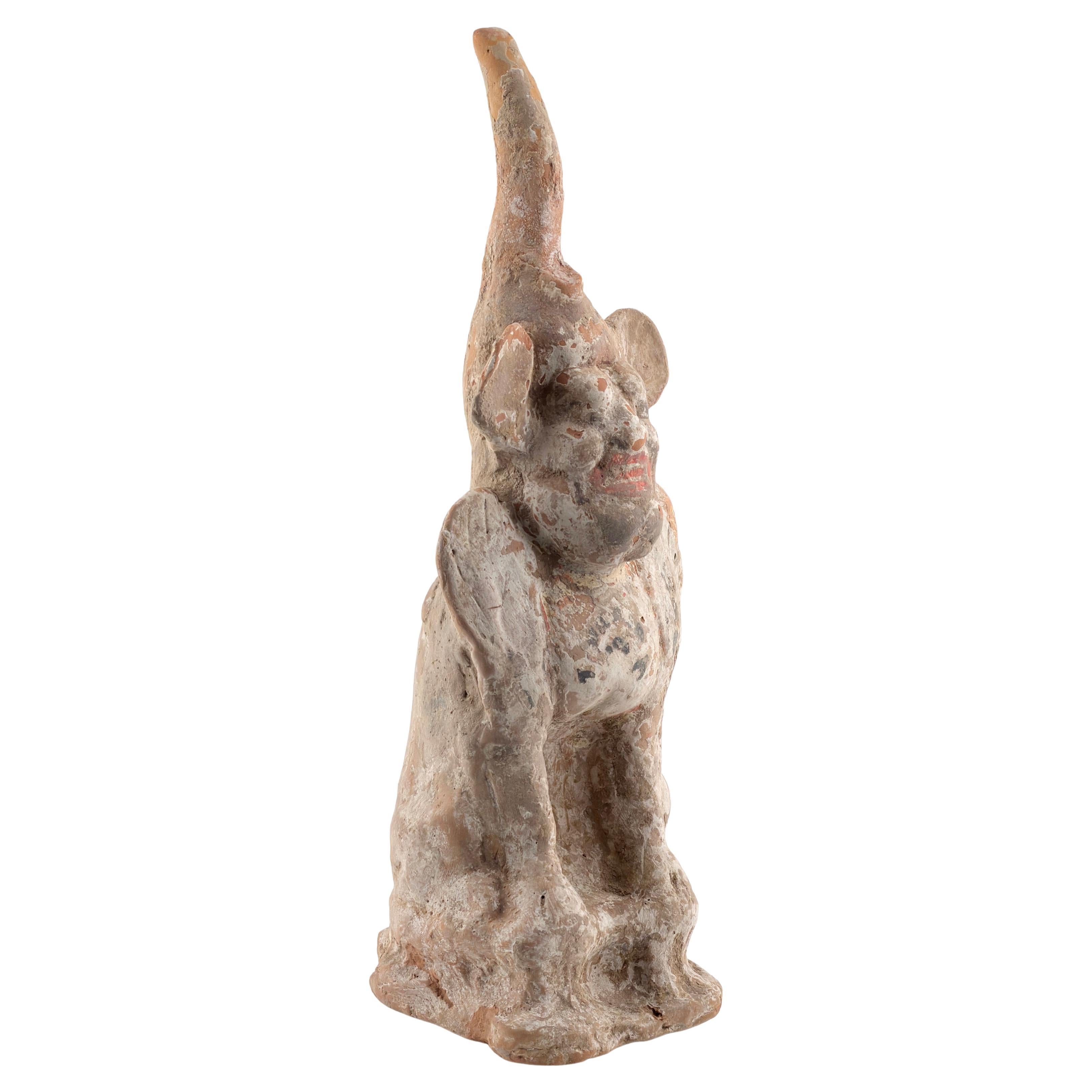 Figura ufficiale del guardiano in ceramica, dinastia Wei-Tang settentrionale