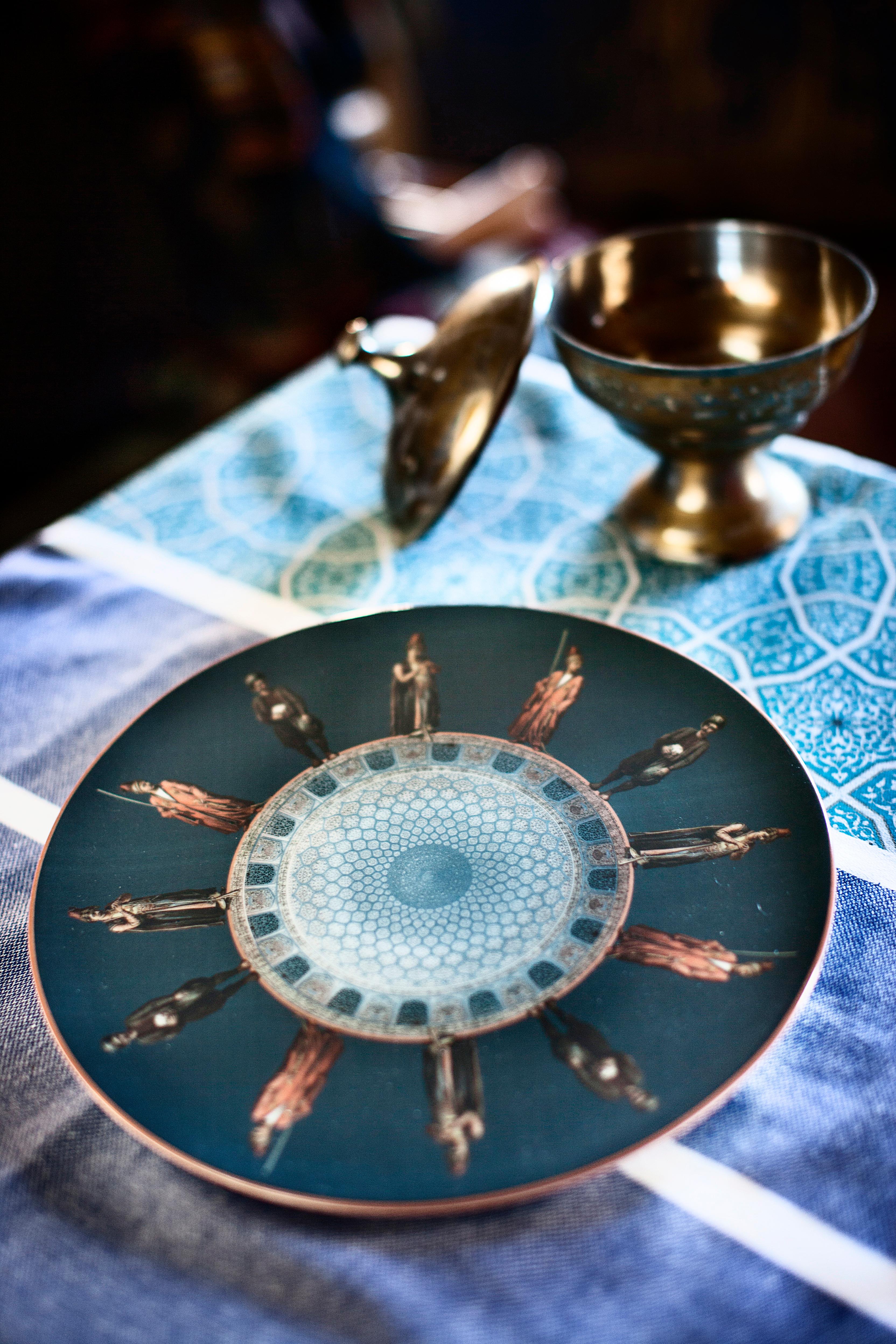 Contemporary dinner plate 'Guards' designed by Vito Nesta for Les-Ottomans, a magical trip in an Ottoman world made of exotic animals and characters such as dancers, soldiers and musicians. A collection of 12 pieces that will bring colors and