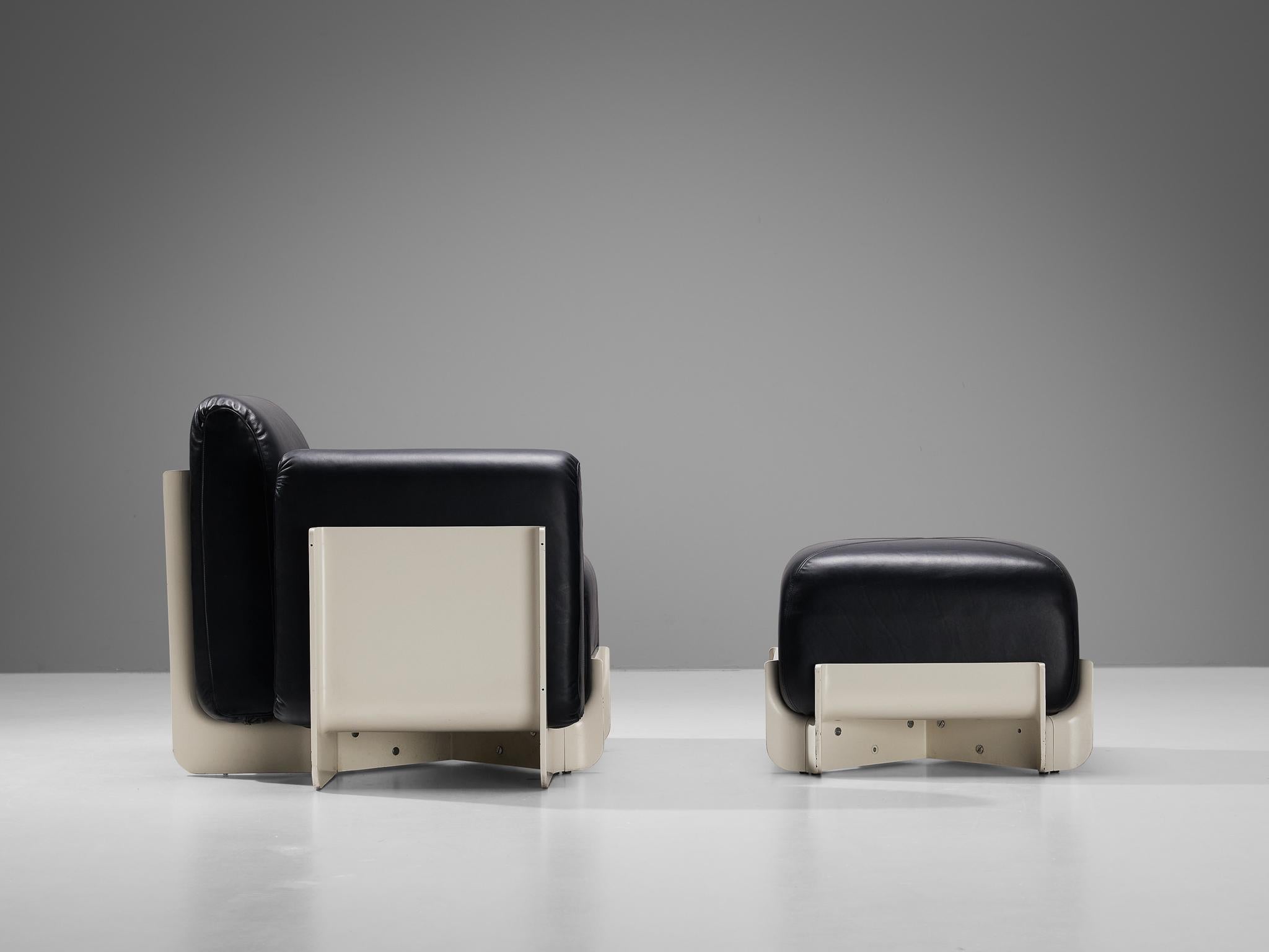 Faux Leather Guarnacci, Padovano & Claudio Vagnoni 'Duna' Lounge Chair with Ottoman For Sale