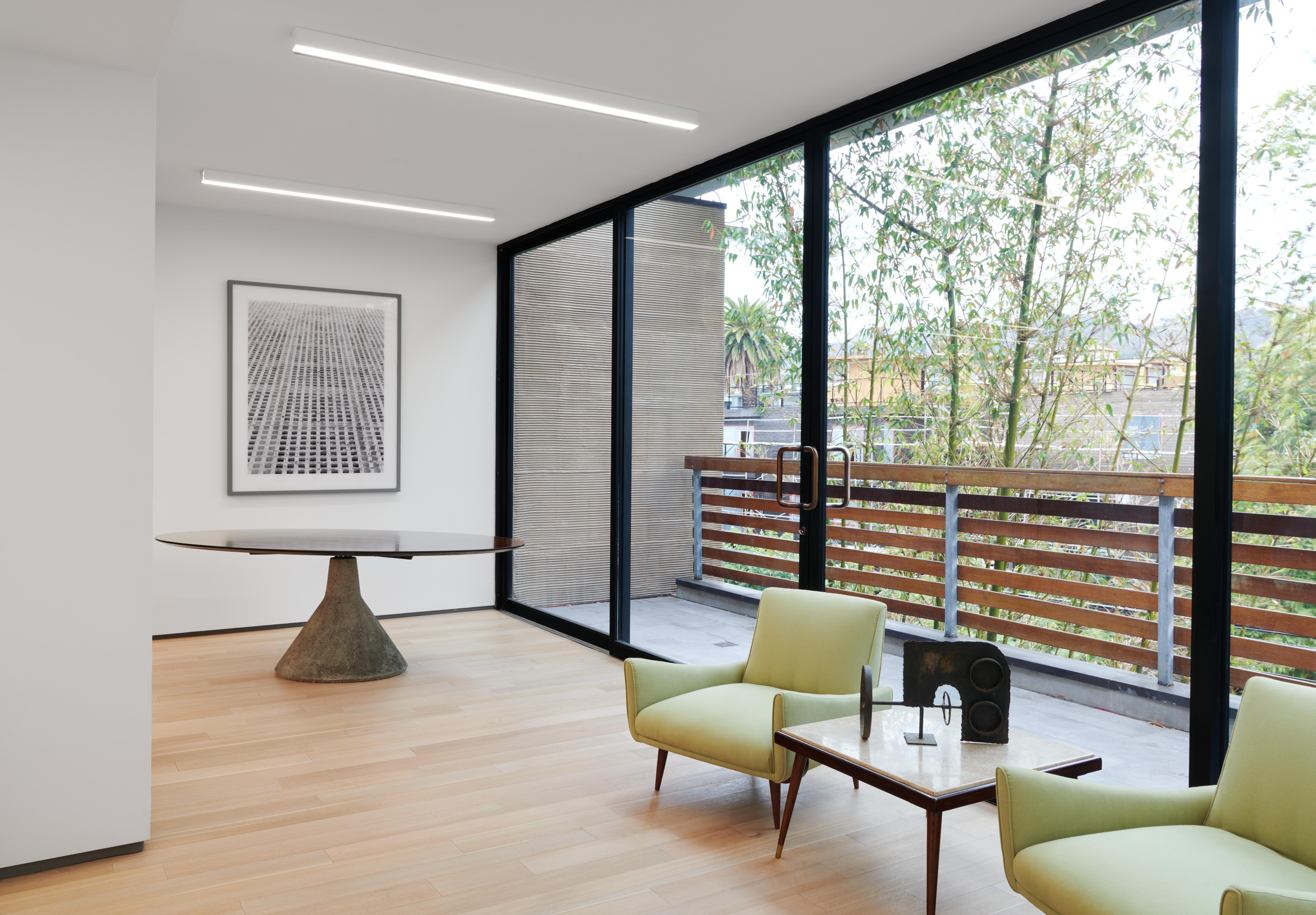 Table de salle à manger Guaruja par Jorge Zalszupin, Modernité du milieu du siècle, 1970 Bon état - En vente à West Hollywood, CA