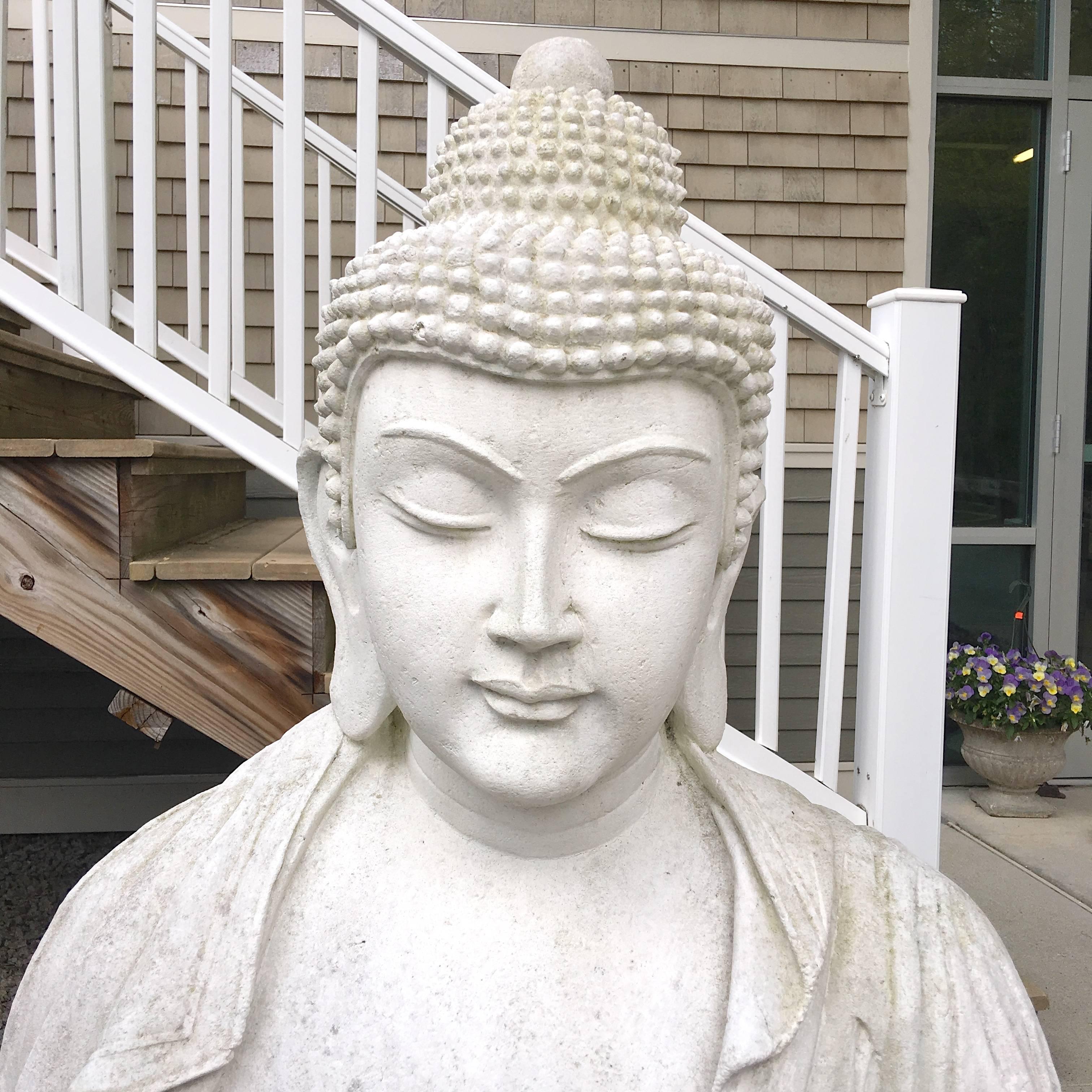 buddha hand statue stairs