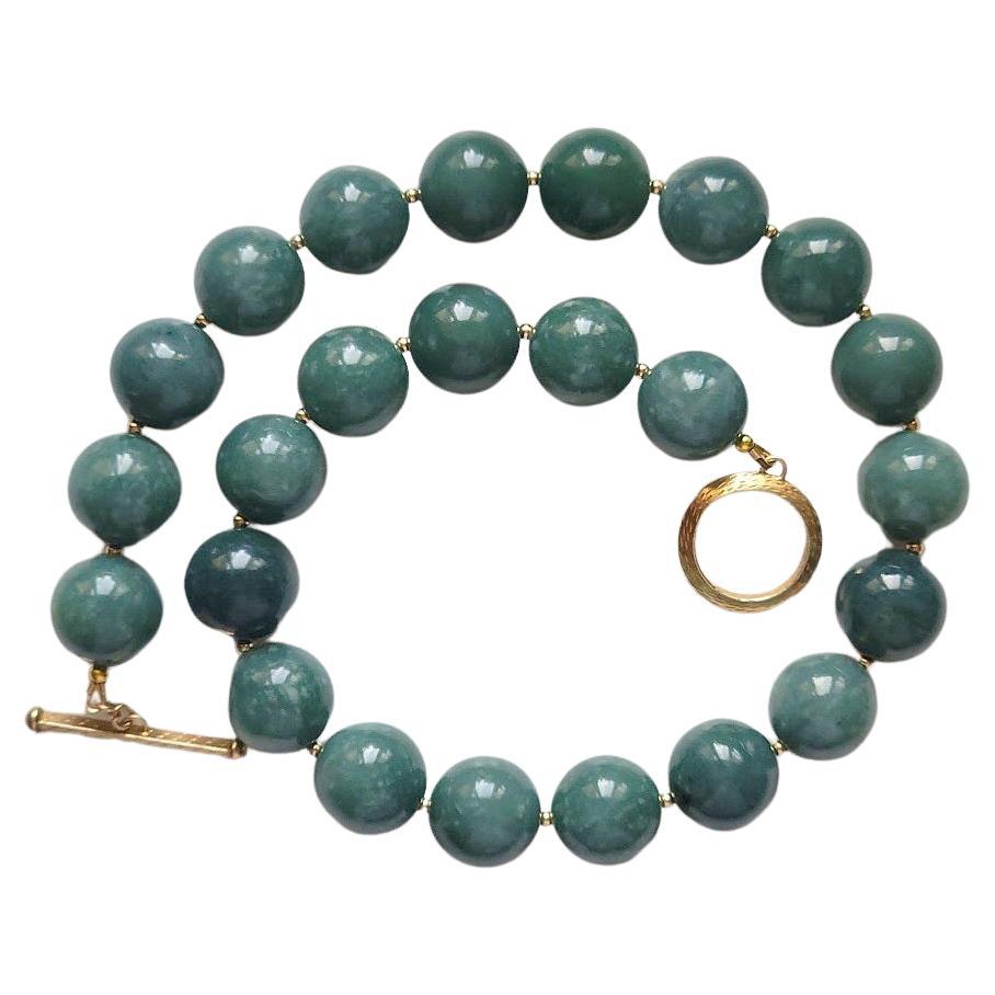 Guatemalan Blue Jade Gold Necklace For Sale