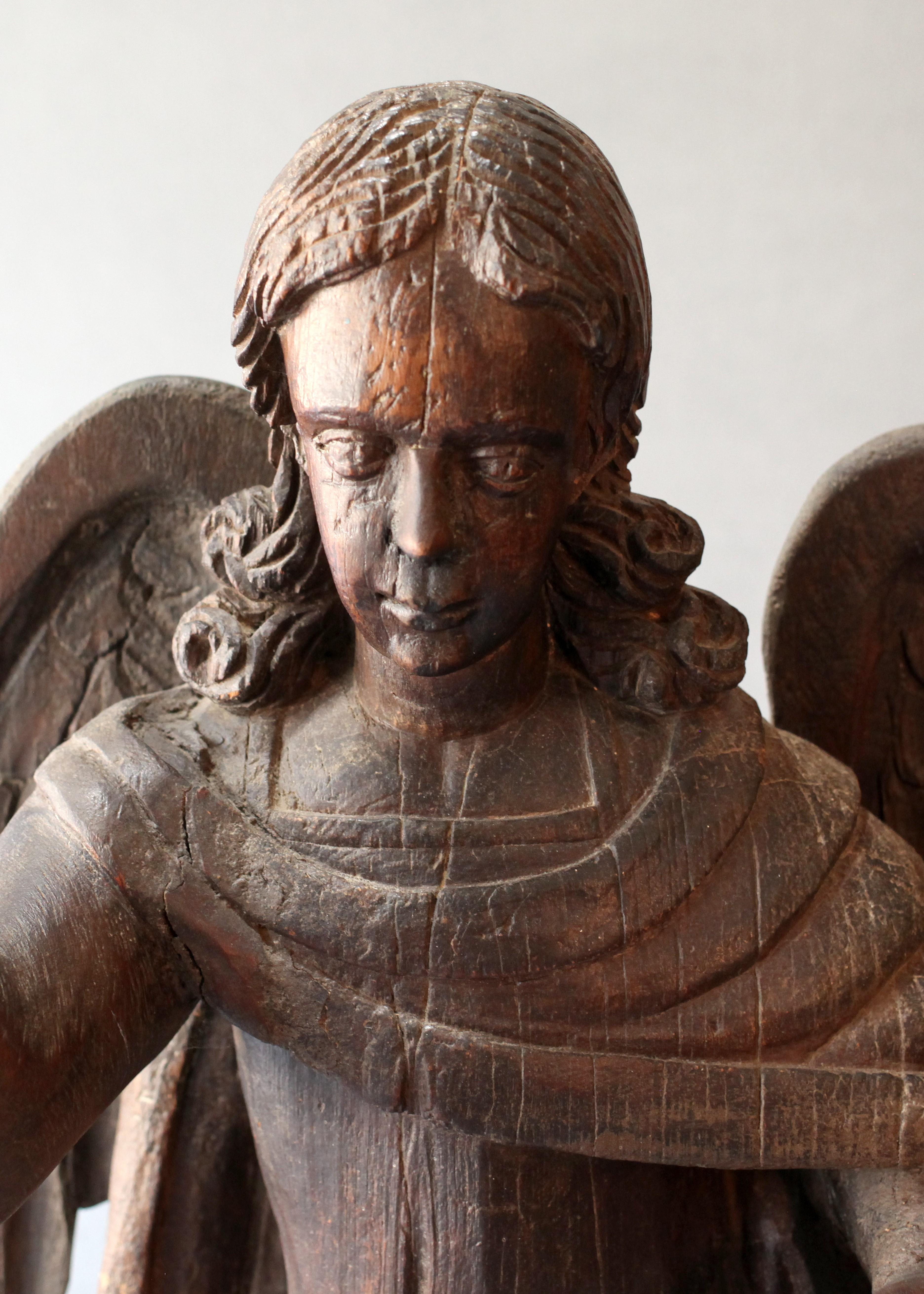 Spanish Colonial Guatemalan Carved Wood Altar Figure of Angel (Gabriel), 18th century For Sale