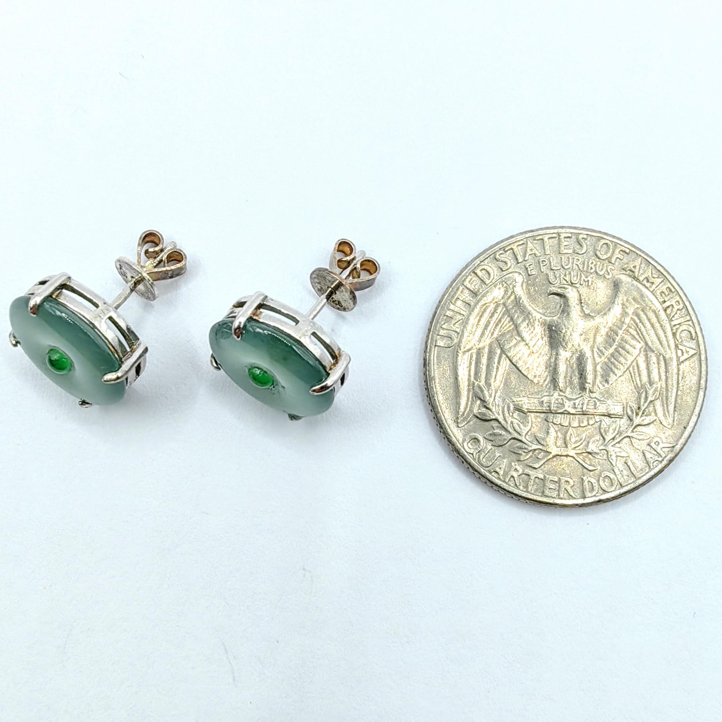 Orecchini a perno in giada verde del Guatemala e giada cabochon rotonda in giadeite in vendita 5
