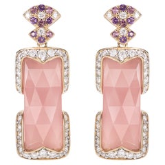 Sunita Nahata Guava quartz 10,04 carats Boucles d'oreilles en 18KYG avec pierres précieuses et diamant.