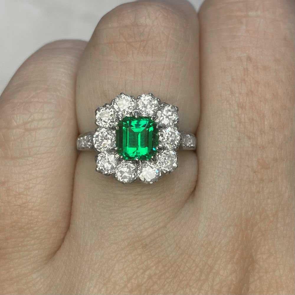 Gubelin 0.97ct Emerald Cut No-Oil Colombian Emerald Engagement Ring, Platinum For Sale 3