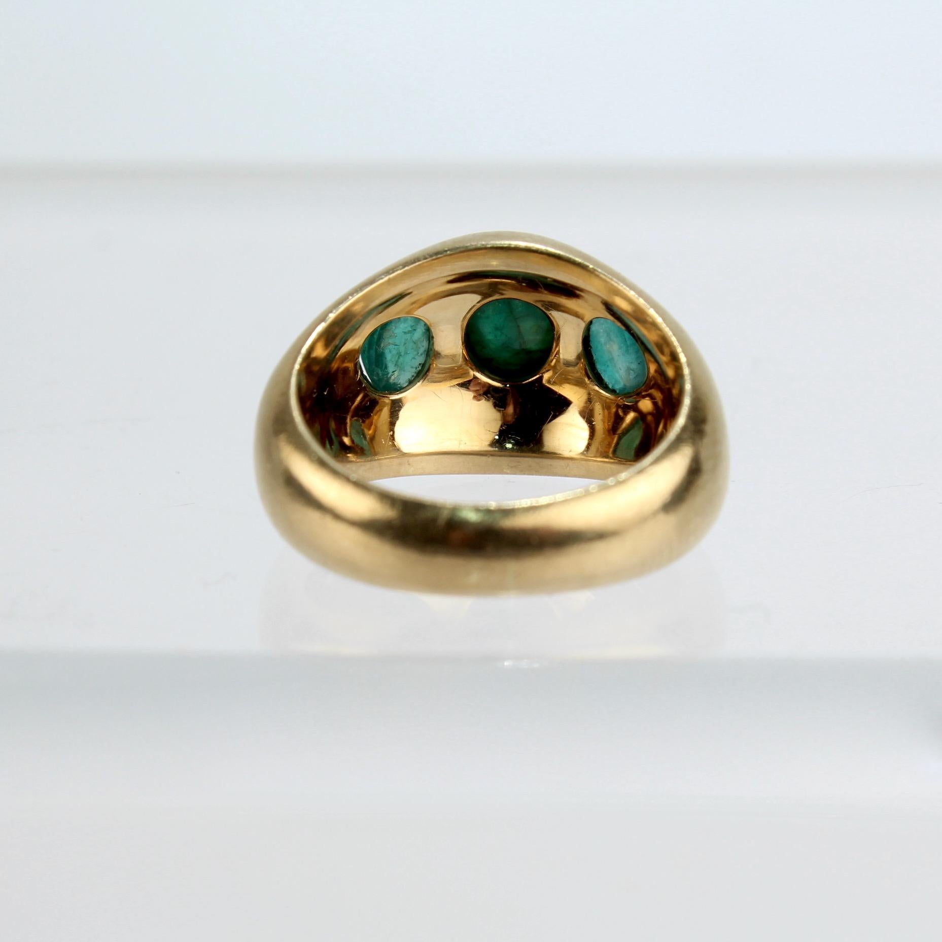 Women's Gübelin 18 Karat Gold and Emerald Cabochon Three-Stone Ring For Sale