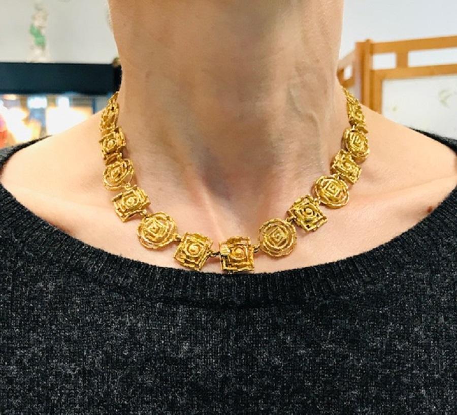 Chaumet 18k Gold Bracelet Necklace Set In Excellent Condition For Sale In Beverly Hills, CA