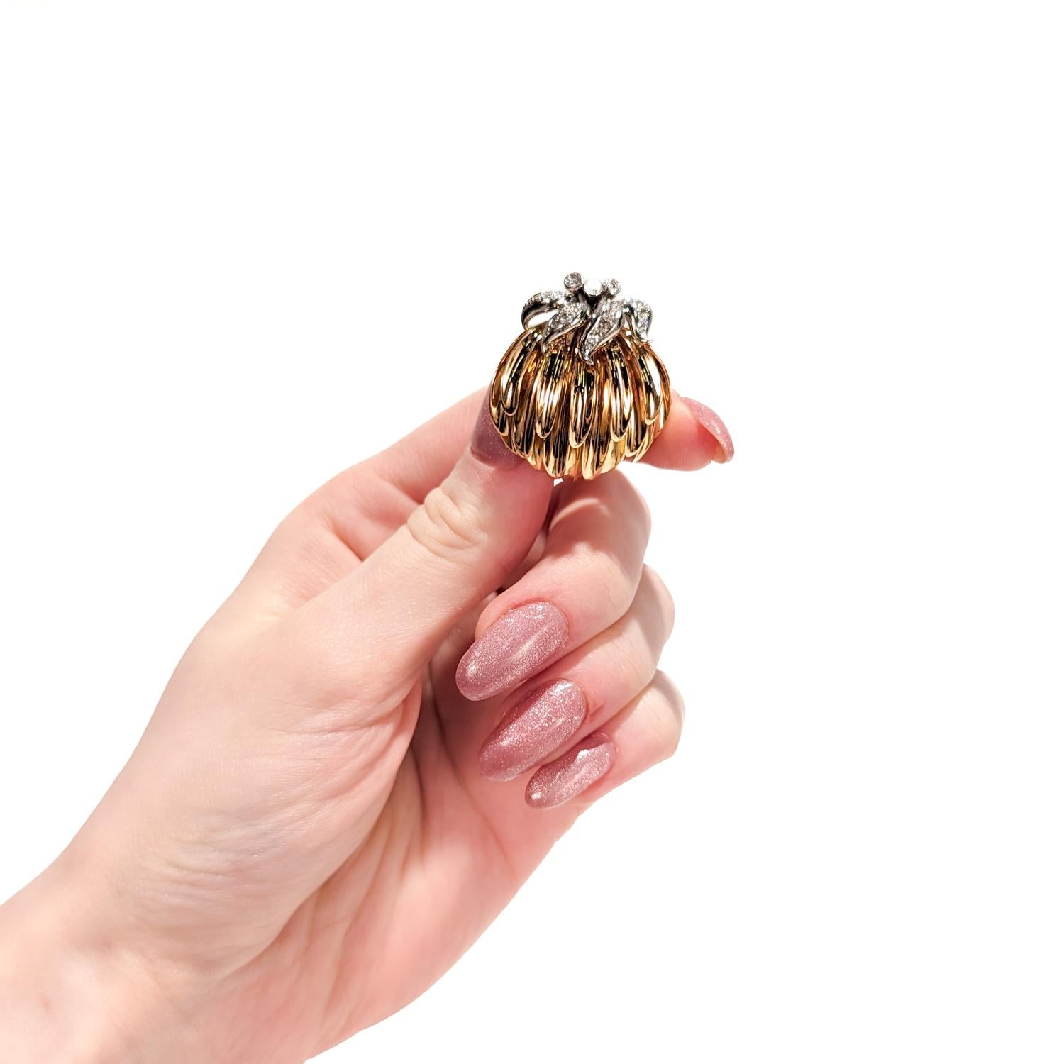 Gubelin 18K Yellow & White Gold & Diamond Stylized Floral or Banana Fur Clip For Sale 13